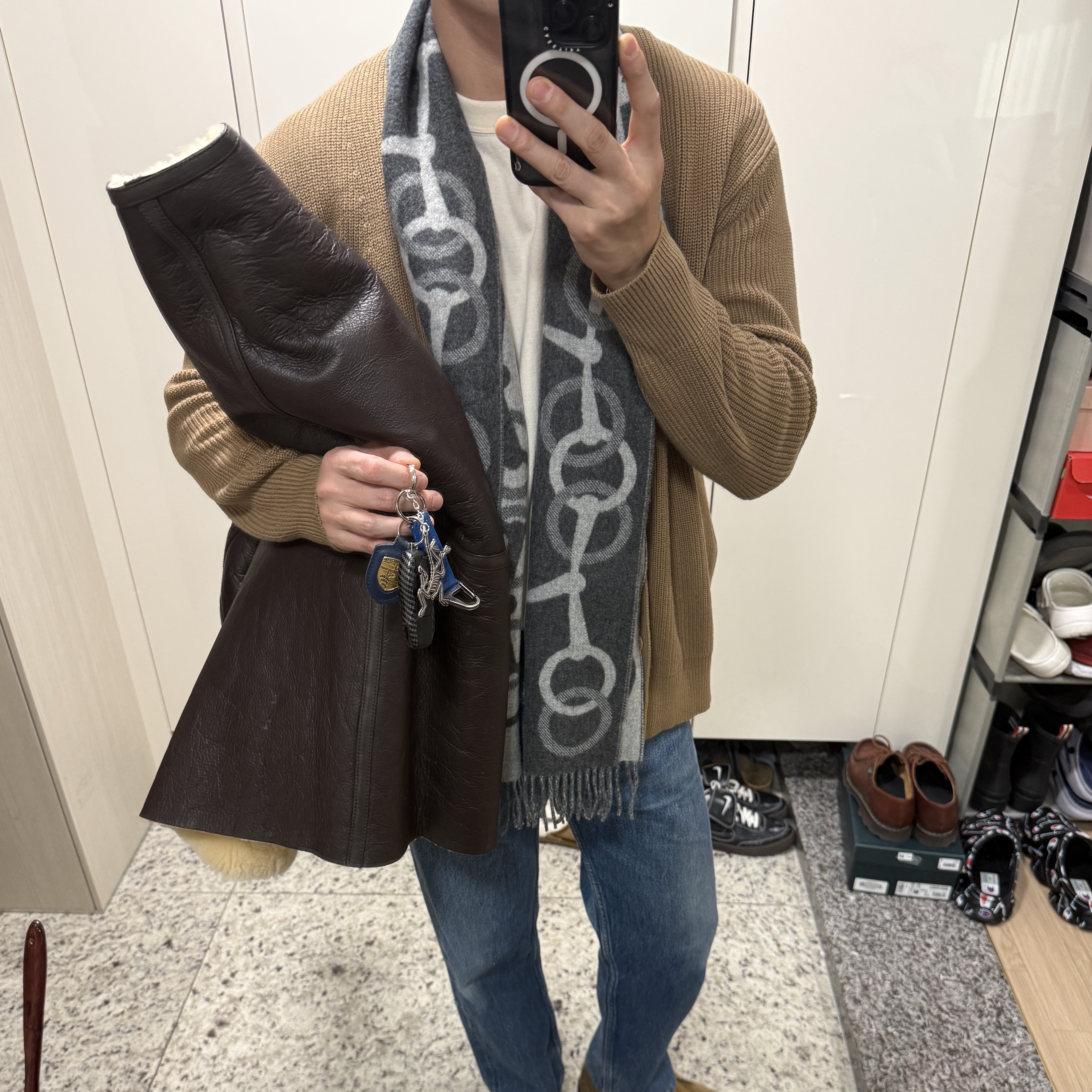 Hermes Any Mors Muffler Flanelle Gris Chine Clair 착용 스타일 - 1
