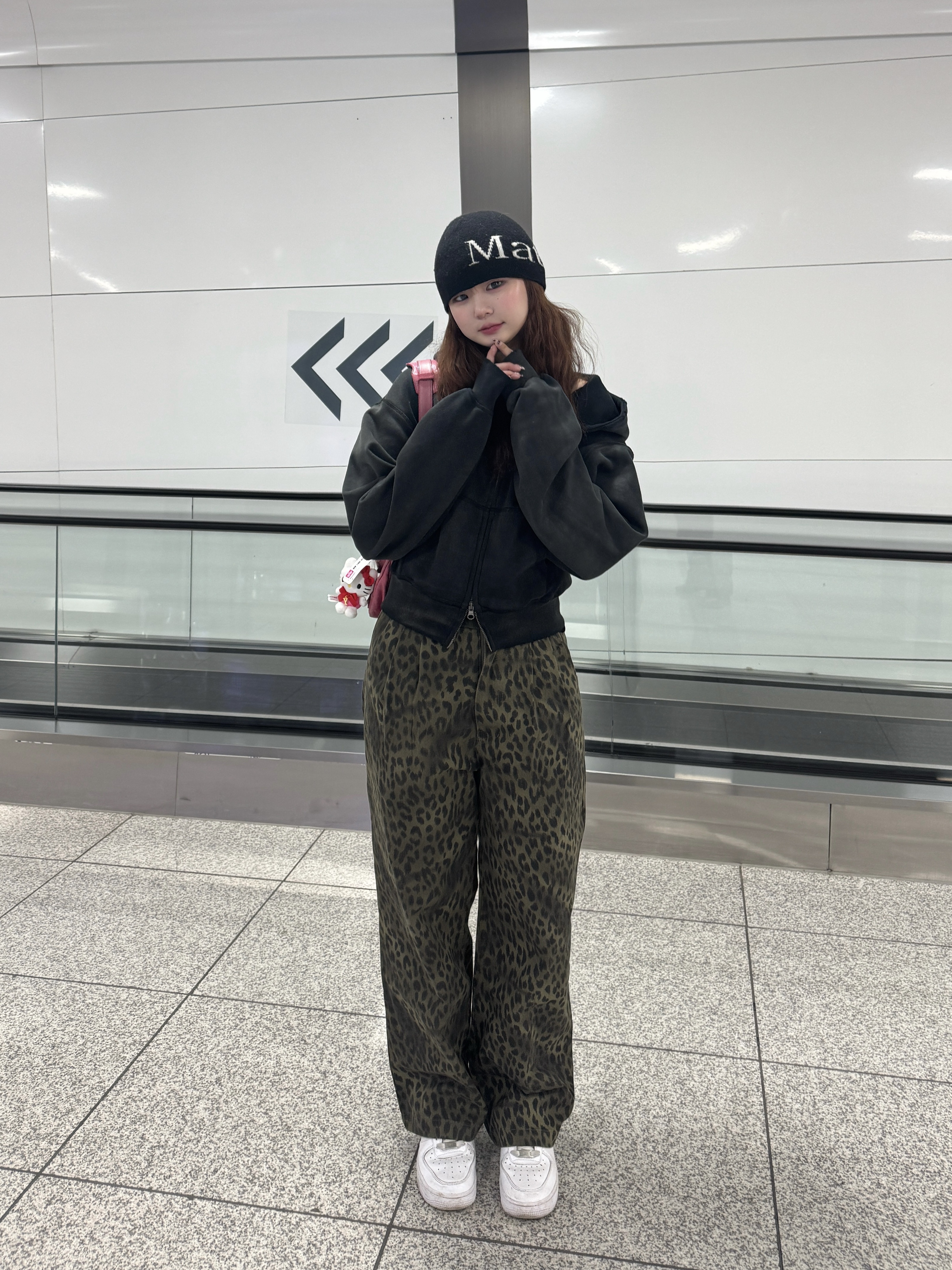 ersco Leopard Baggy Trousers Khaki, (W) Nike Air Force 1 '07 Low White 착용 스타일 - 2
