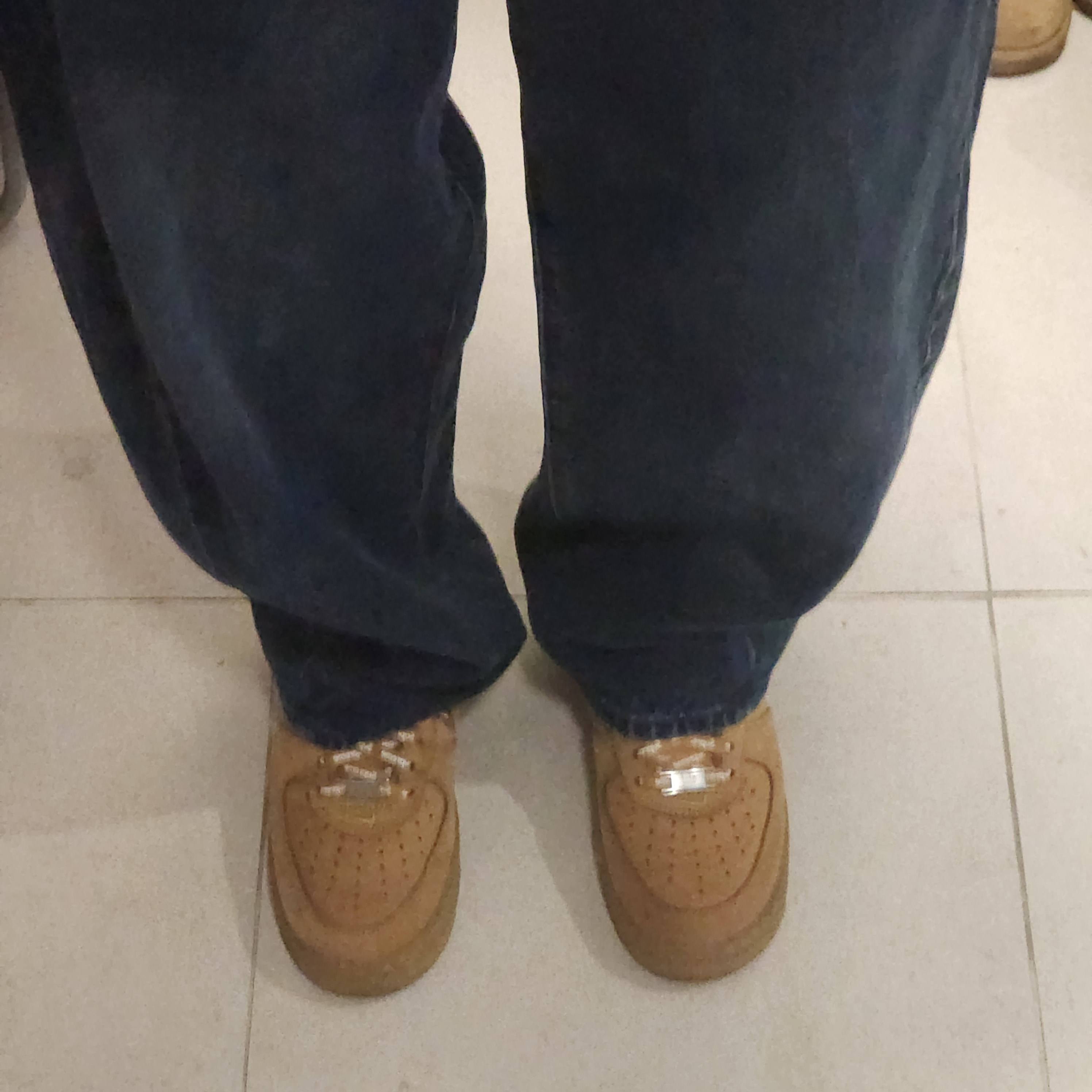 Nike x Supreme Air Force 1 Low Flax 착용 스타일