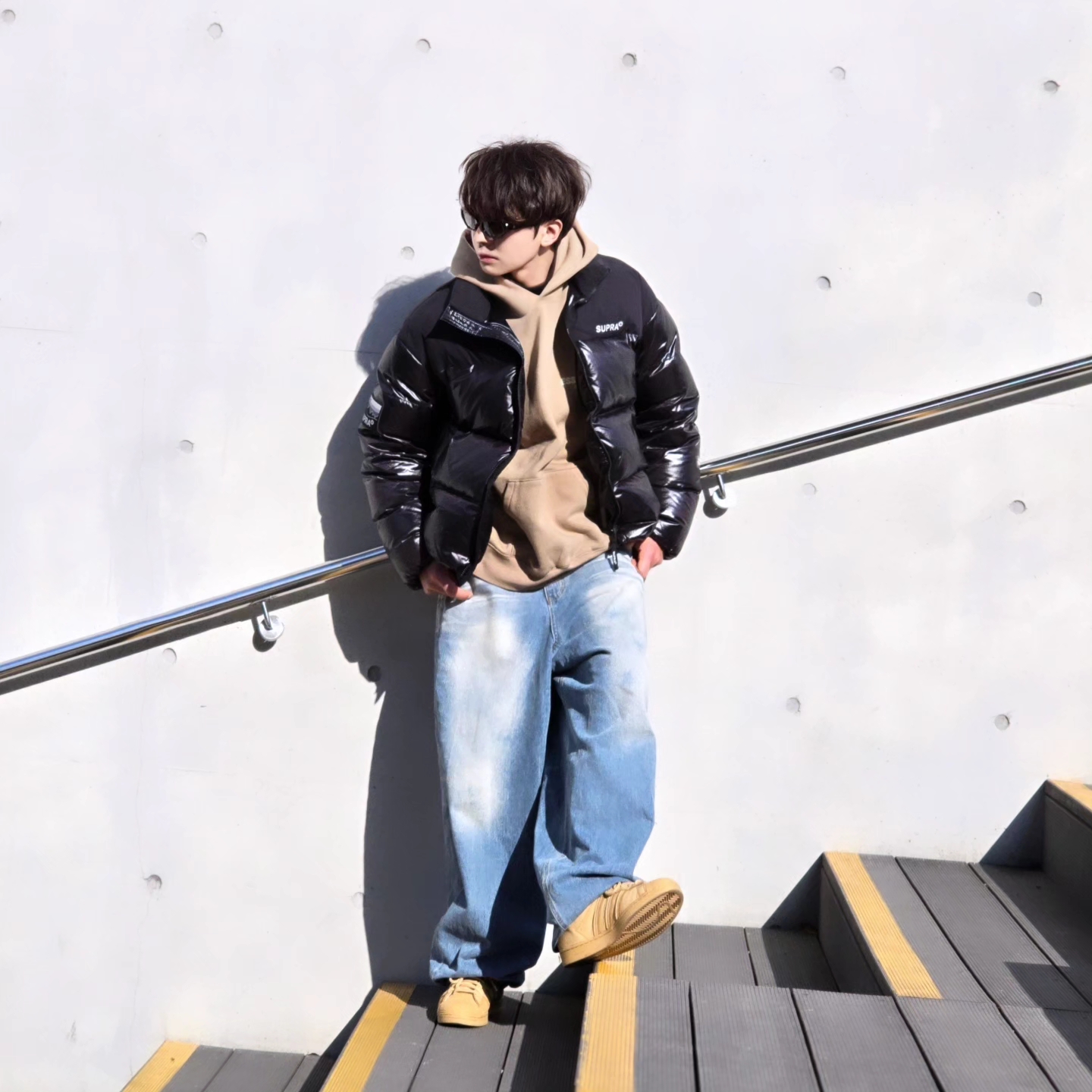 Essentials Hoodie Oak - 22SS, Adidas Superstar Golden Beige 착용 스타일 - 1