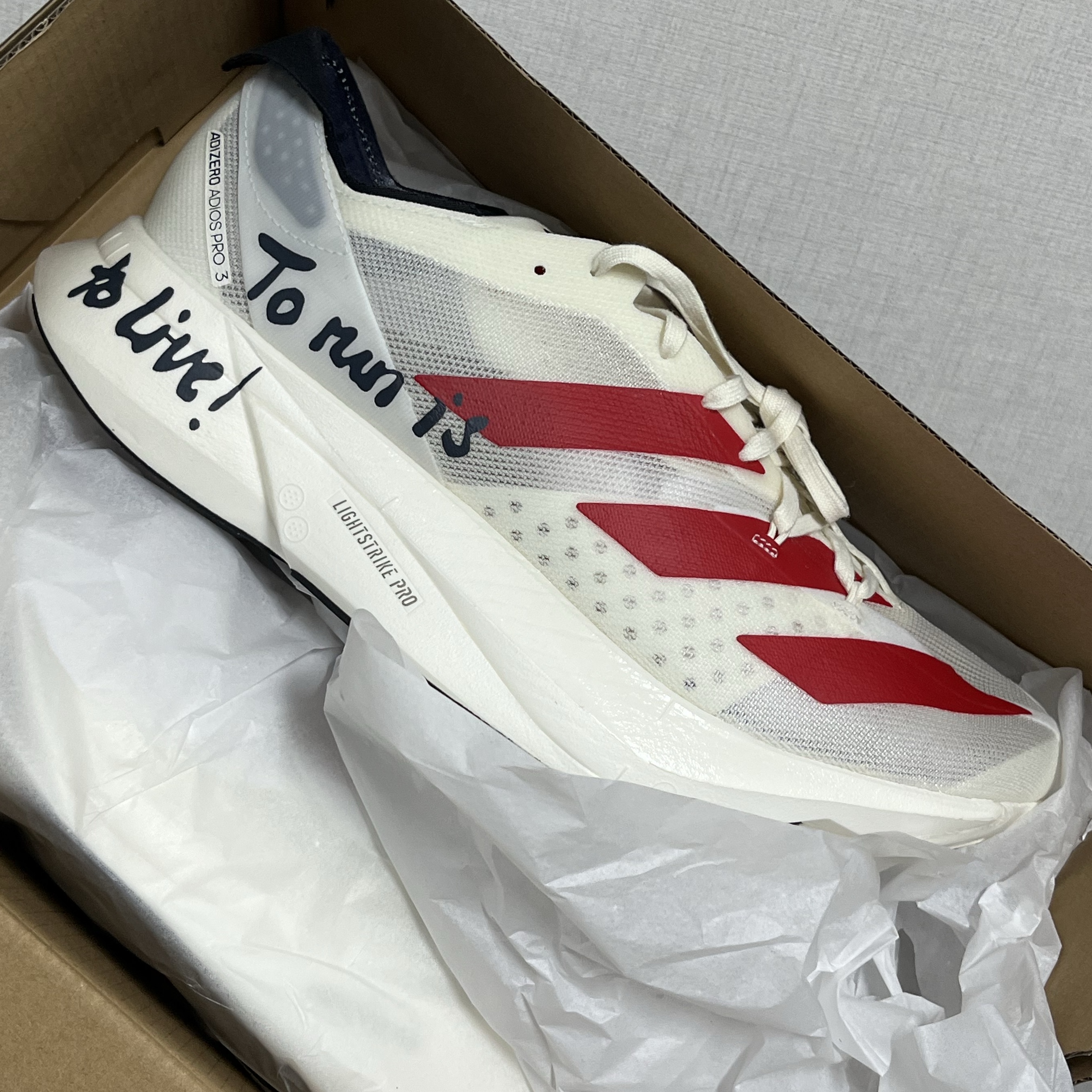 Adidas Adizero Adios Pro 3 Off White Better Scarlet 착용 스타일 - 2