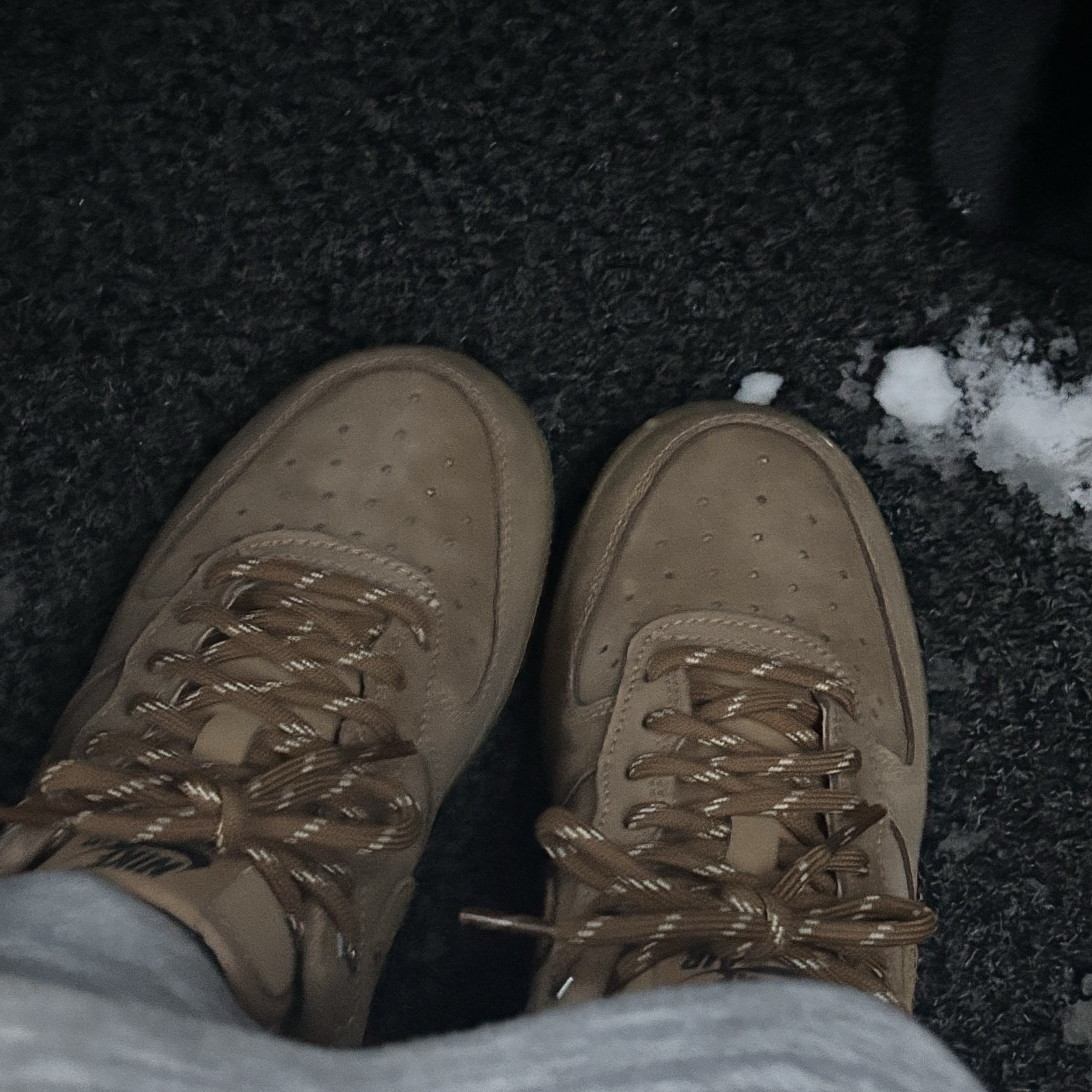(W) Nike Air Force 1 '07 WB Flax Wheat 착용 스타일