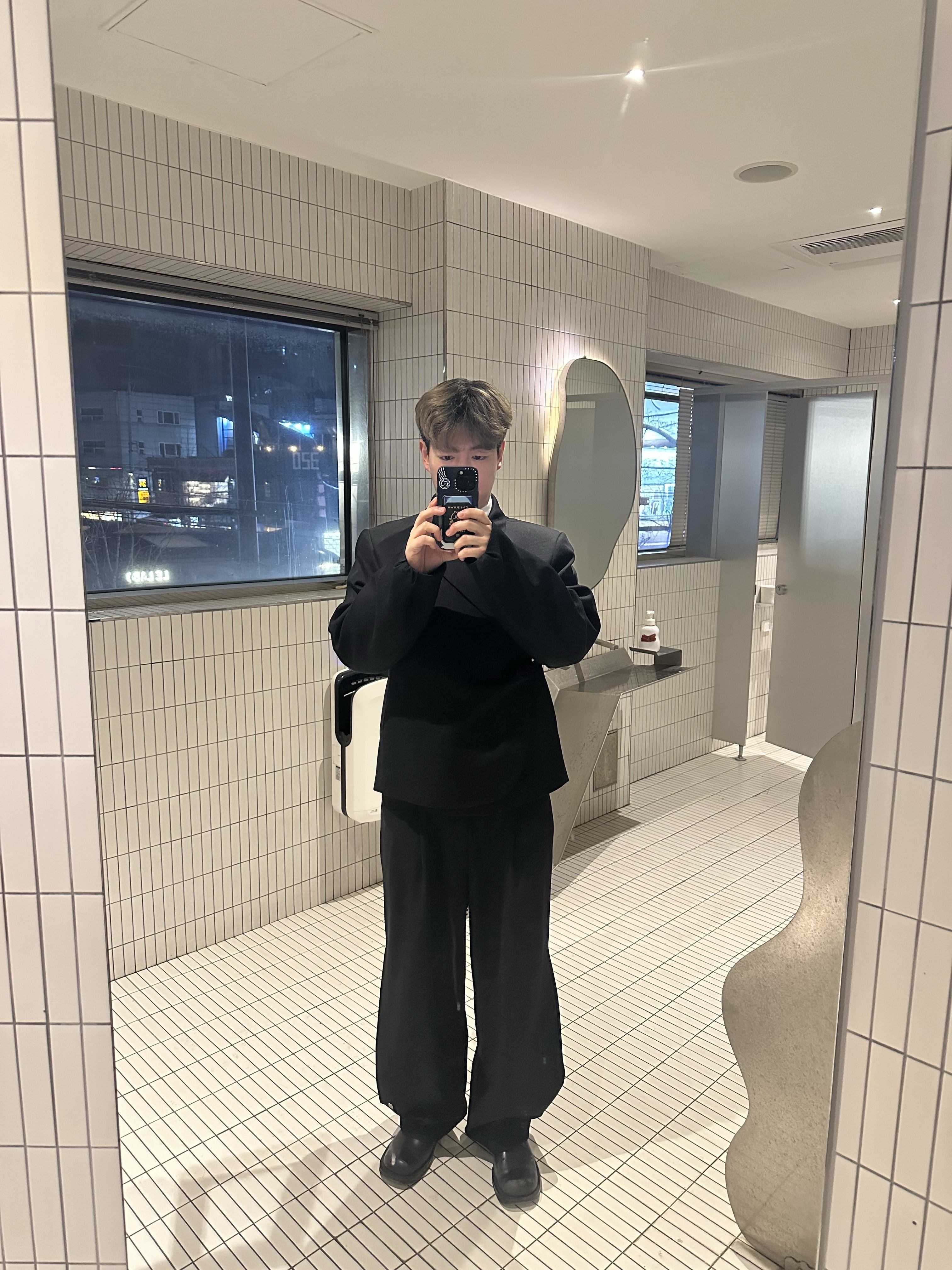 Ader Error Curve; DB01 Noir 착용 스타일