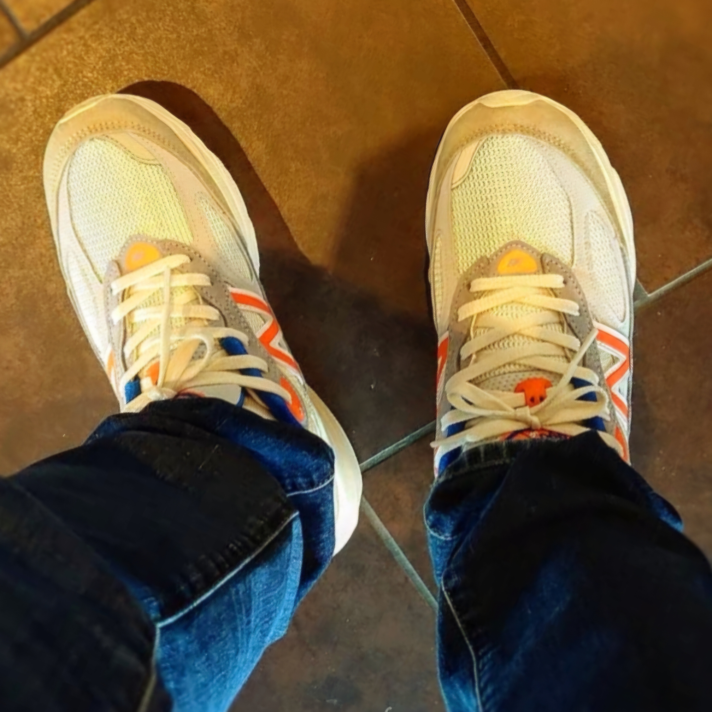 New Balance x Kith x Madison Square Garden 990v6 Made in USA Angora Royal Blue 착용 스타일