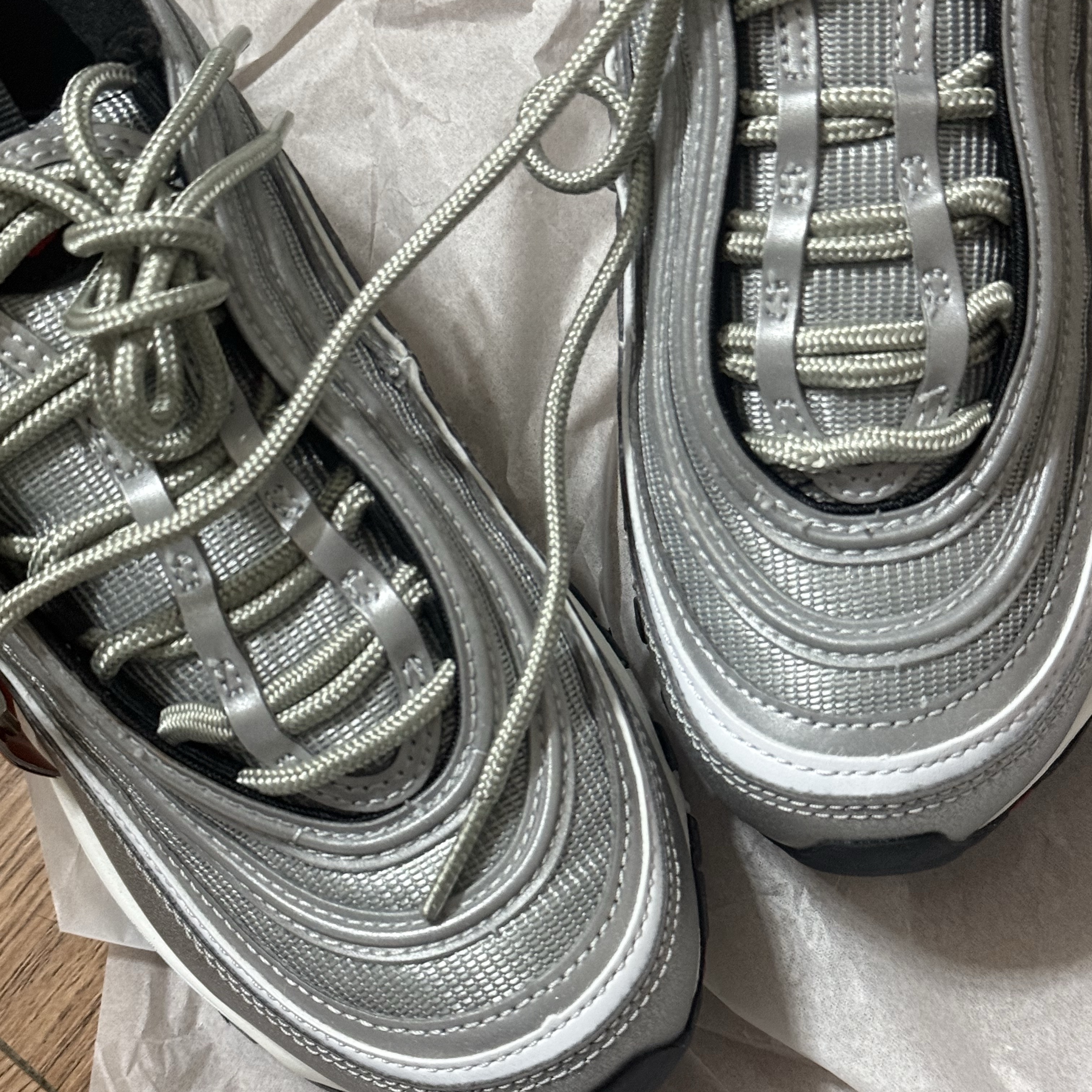 (W) Nike Air Max 97 OG Silver Bullet 2022 착용 스타일 - 1
