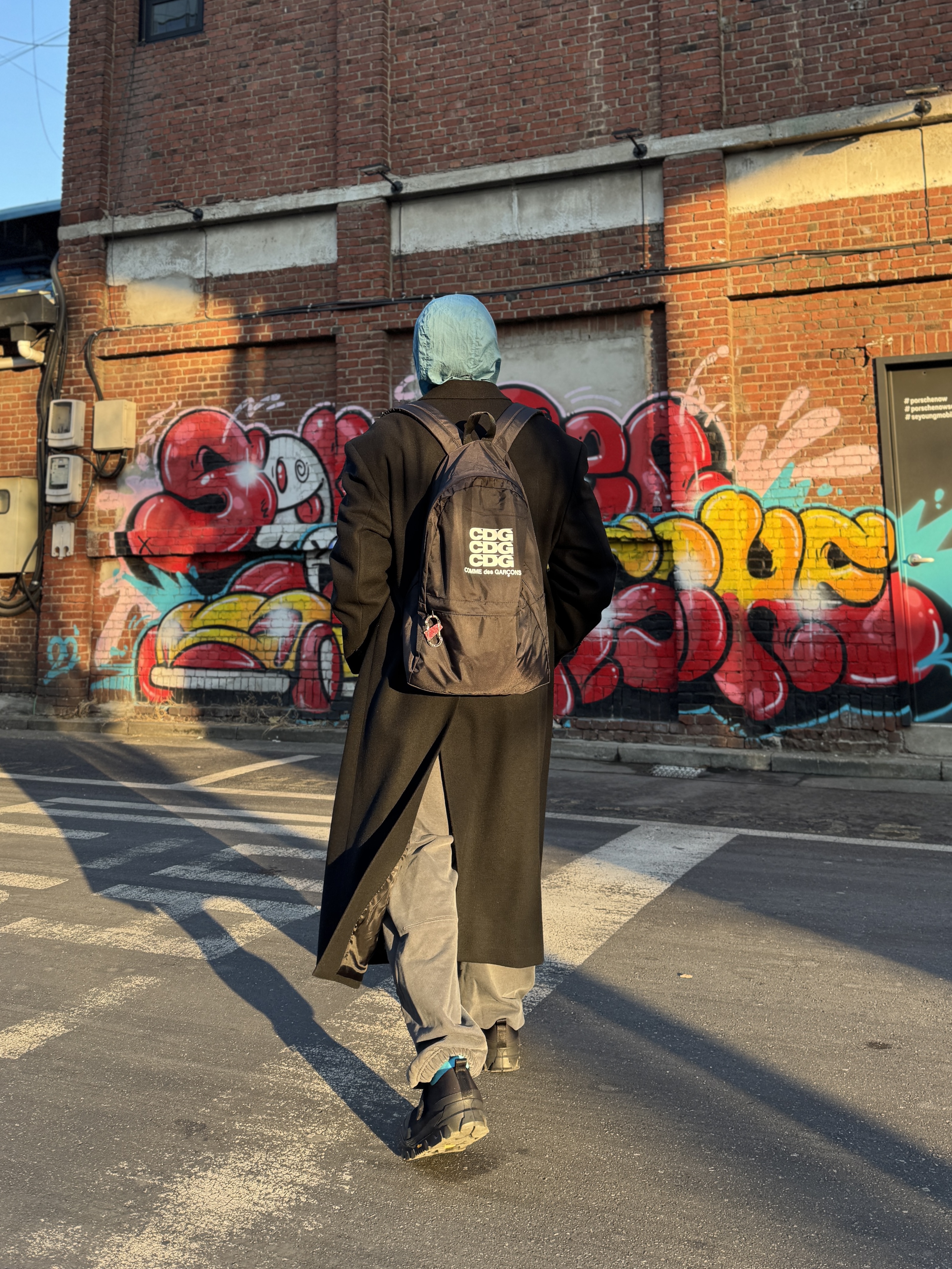 Amomento Vibram Mary Jane Black - 24FW, CDG Backpack Black 착용 스타일 - 5