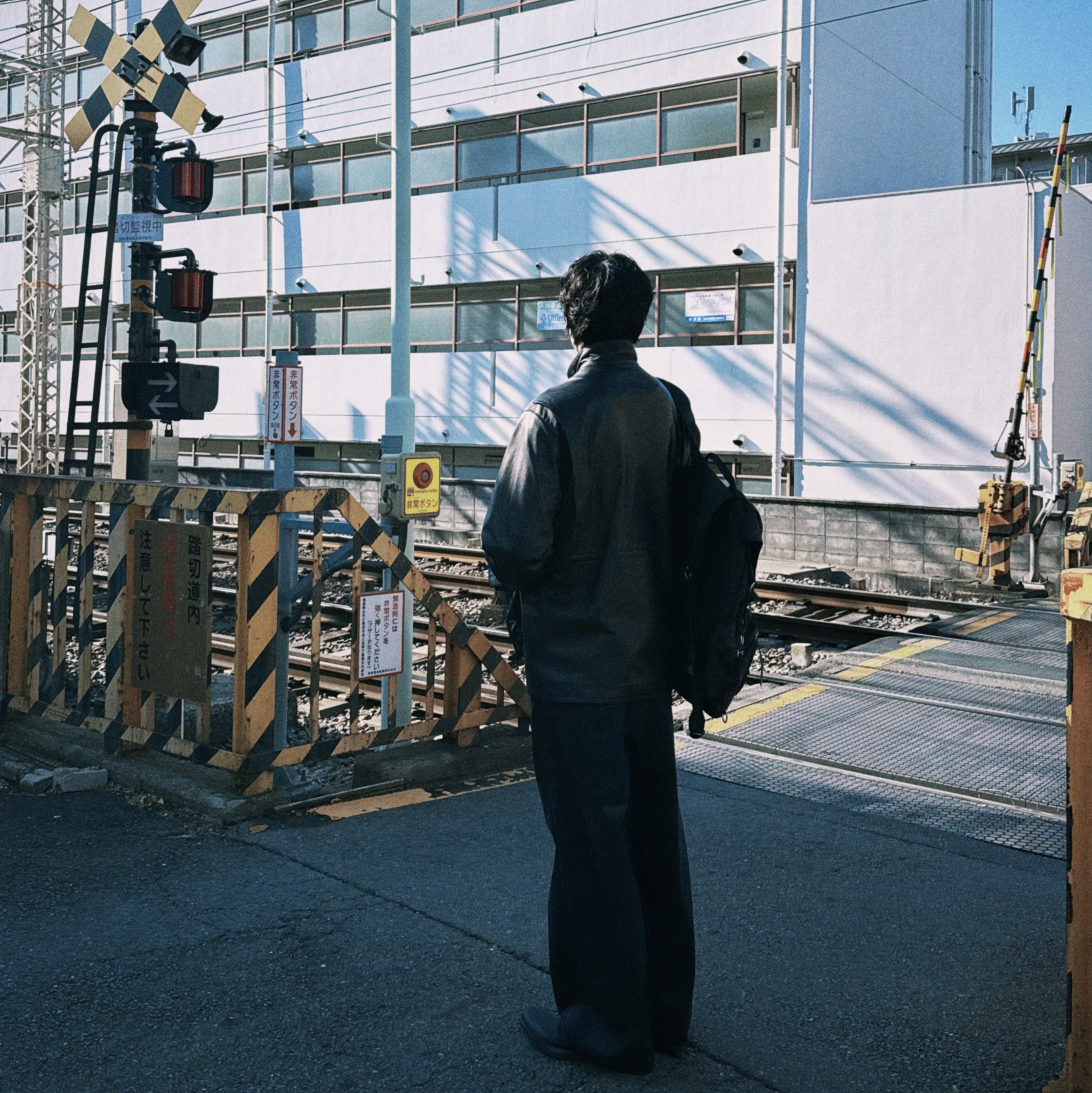 Kapital 8W Corduroy Zipper Port Baggy Pants Black, On Running x Post Archive Faction (Paf) Cloudventure Peak All Black 착용 스타일