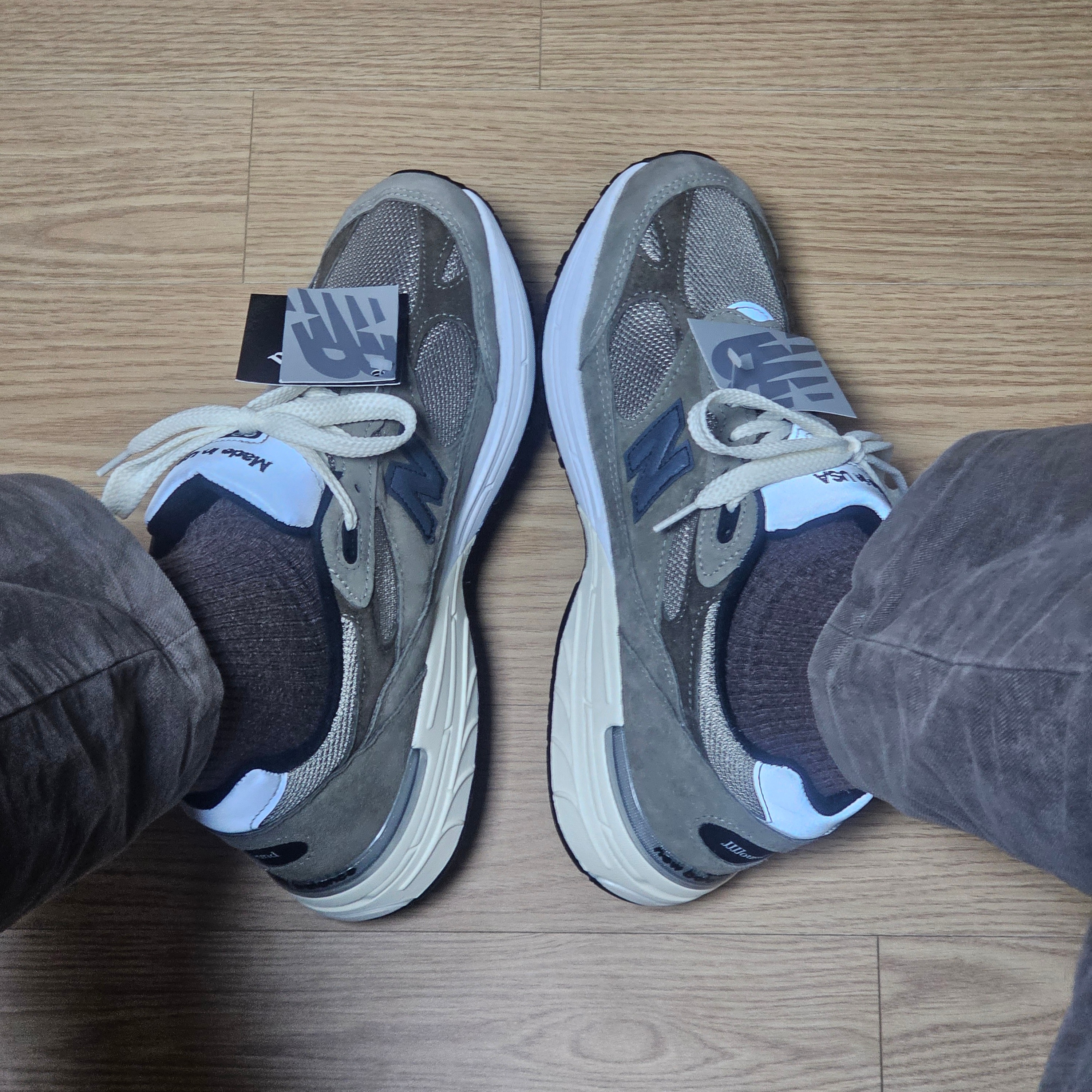 New Balance 993 Made in USA Grey - D Standard, New Balance 993 Made in USA Grey - 2E Wide 착용 스타일 - 5