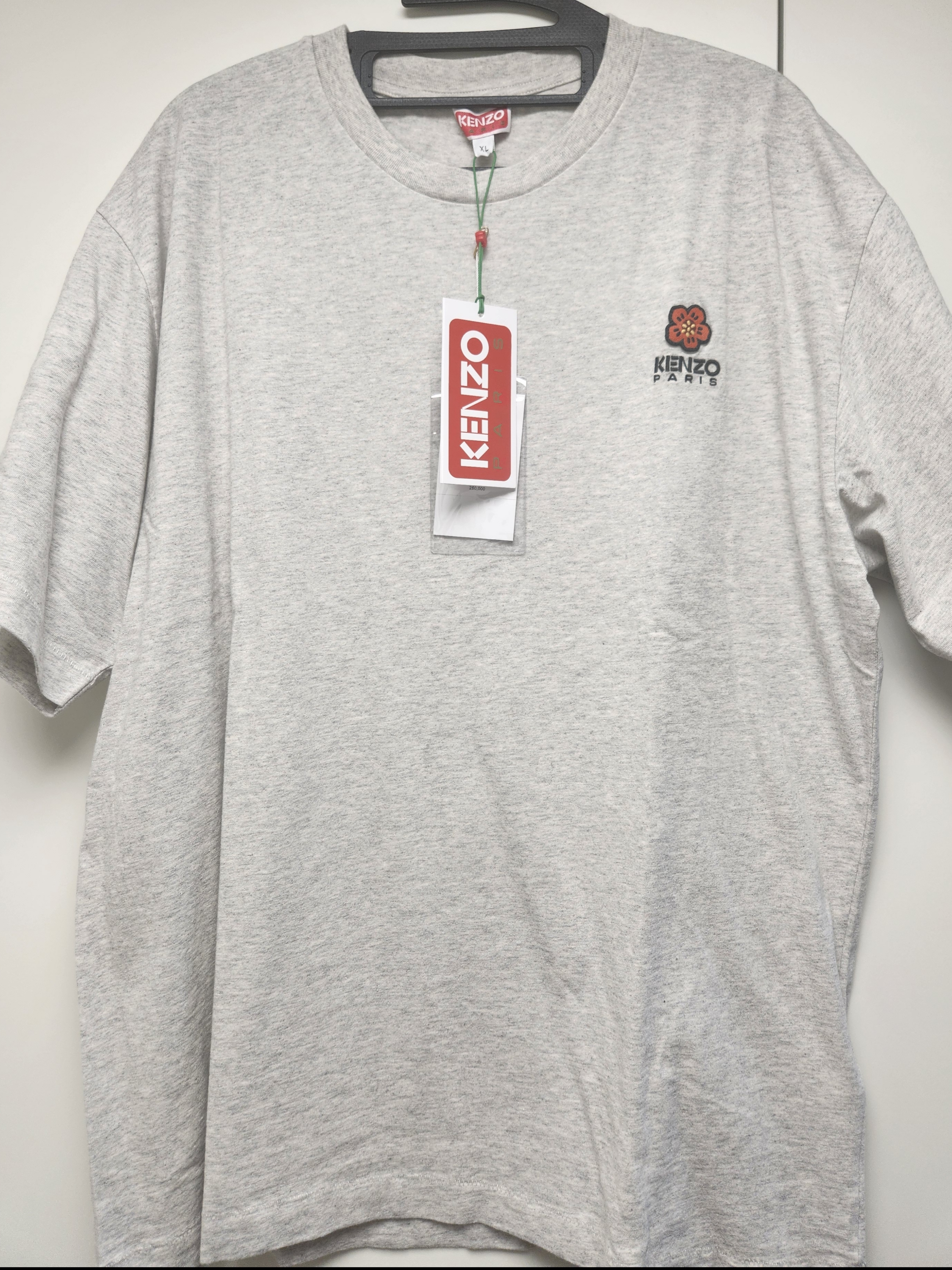 Kenzo Boke Flower Crest T-Shirt Pale Grey 착용 스타일