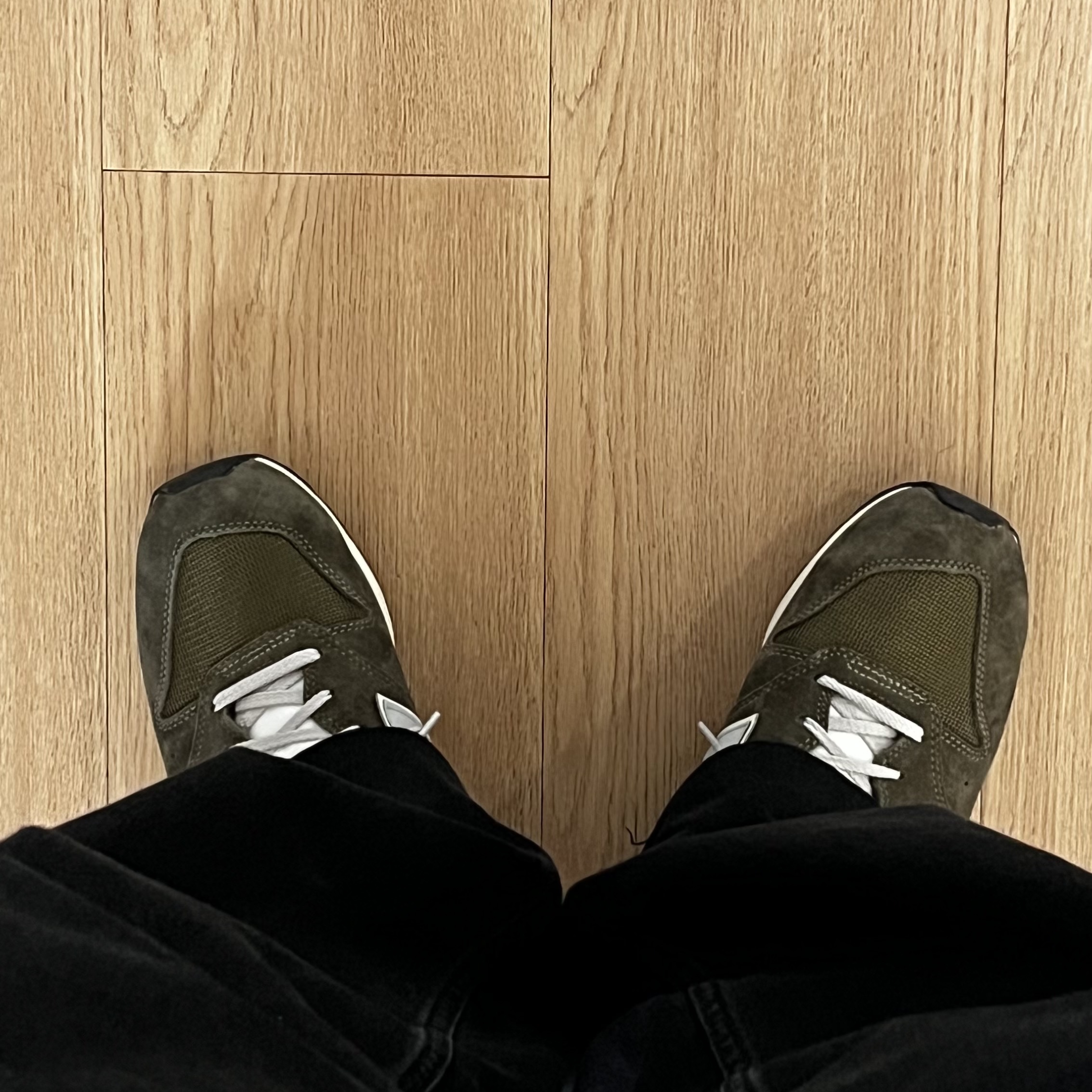 New Balance 996 Dark Green 착용 스타일