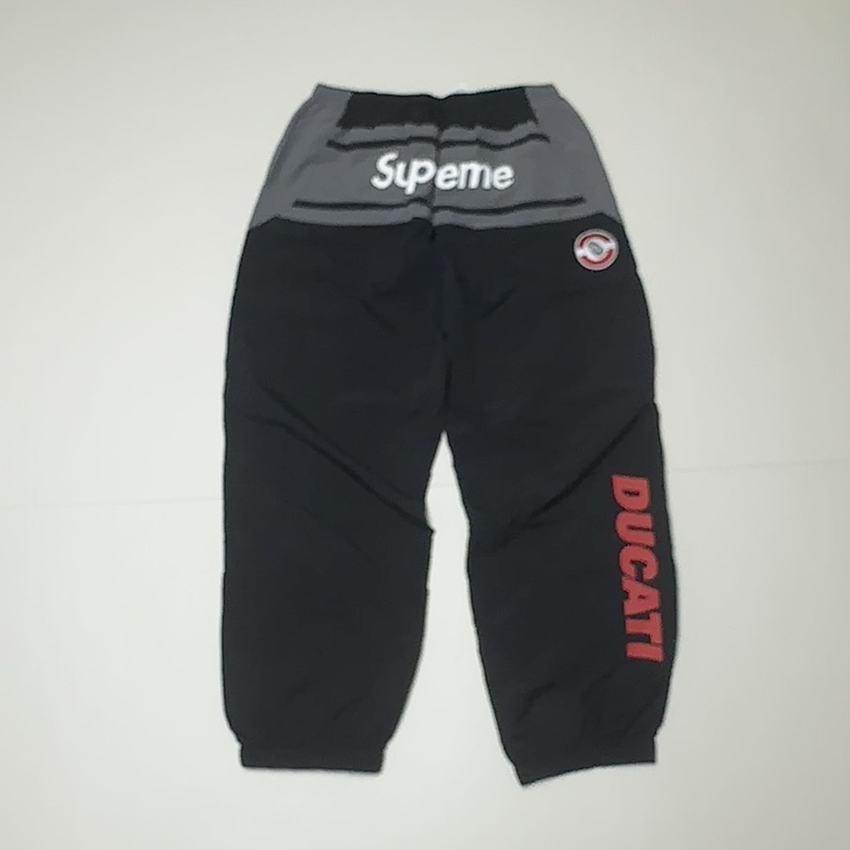 Supreme x Ducati Track Pants Black - 24SS 착용 스타일 - 2