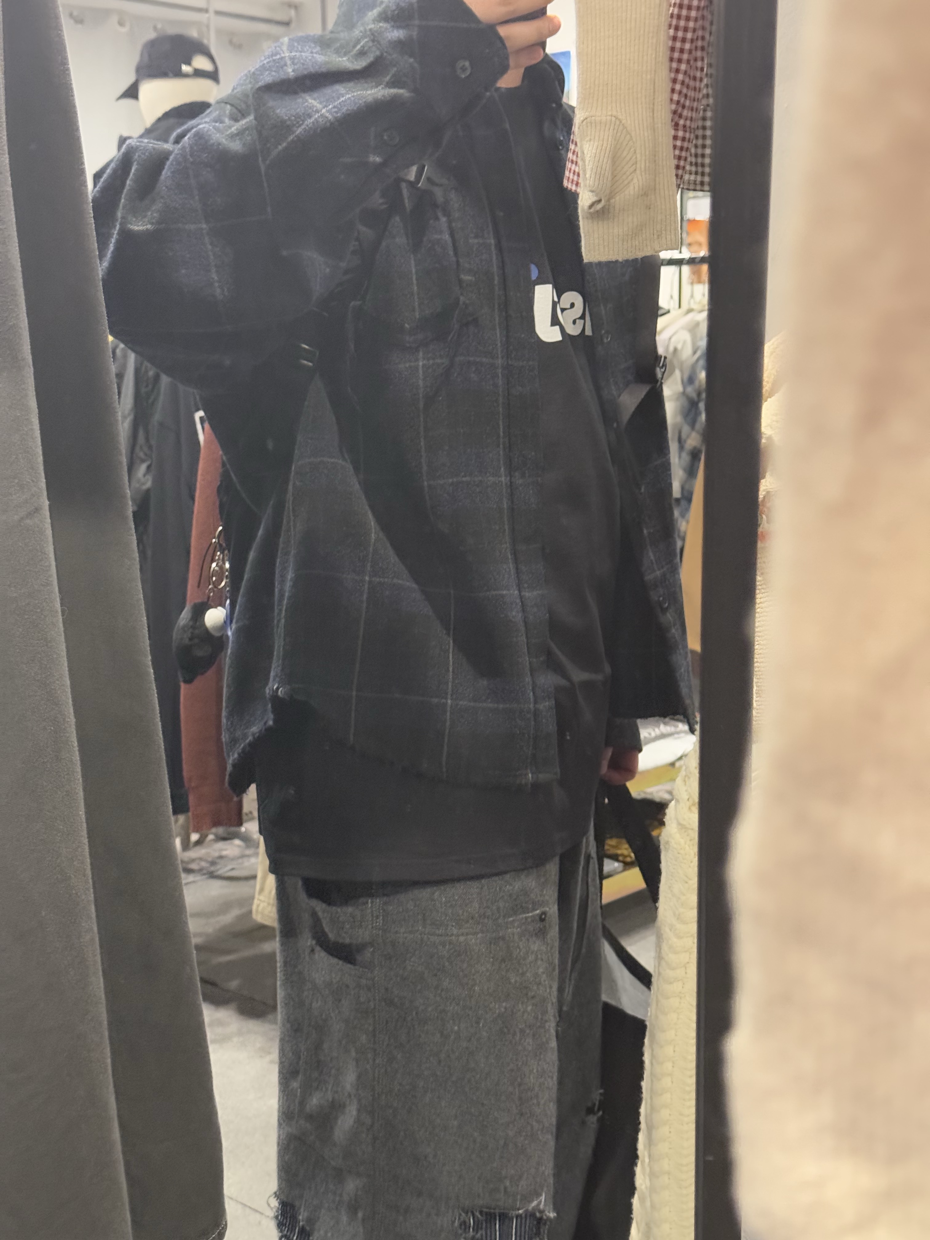 Balenciaga 3XL Sneakers Grey Black, Supreme Big Logo Beanie Slate - 24FW 착용 스타일 - 3