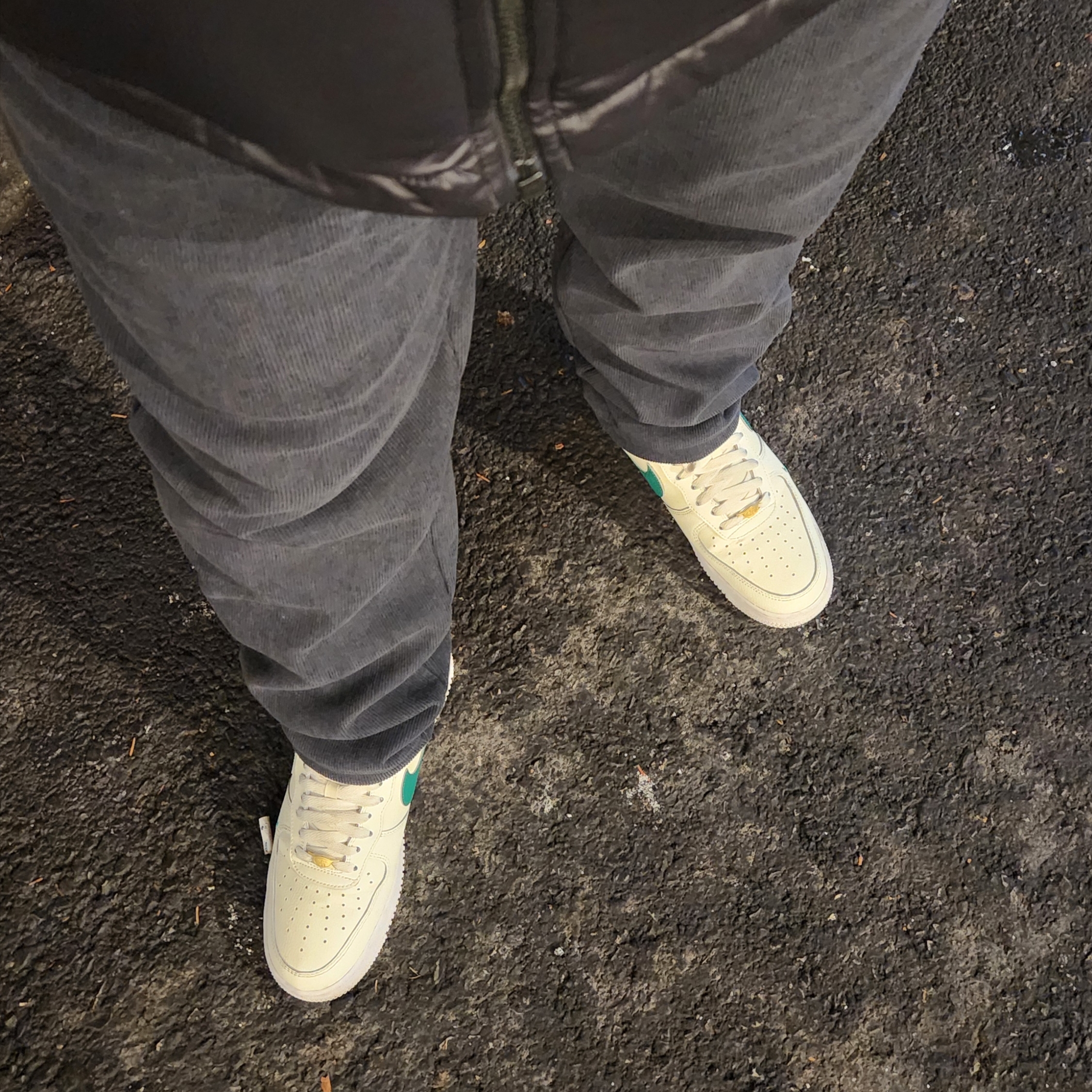 Nike Air Force 1 '07 LV8 40th Anniversary Join Forces Sail Malachite 착용 스타일