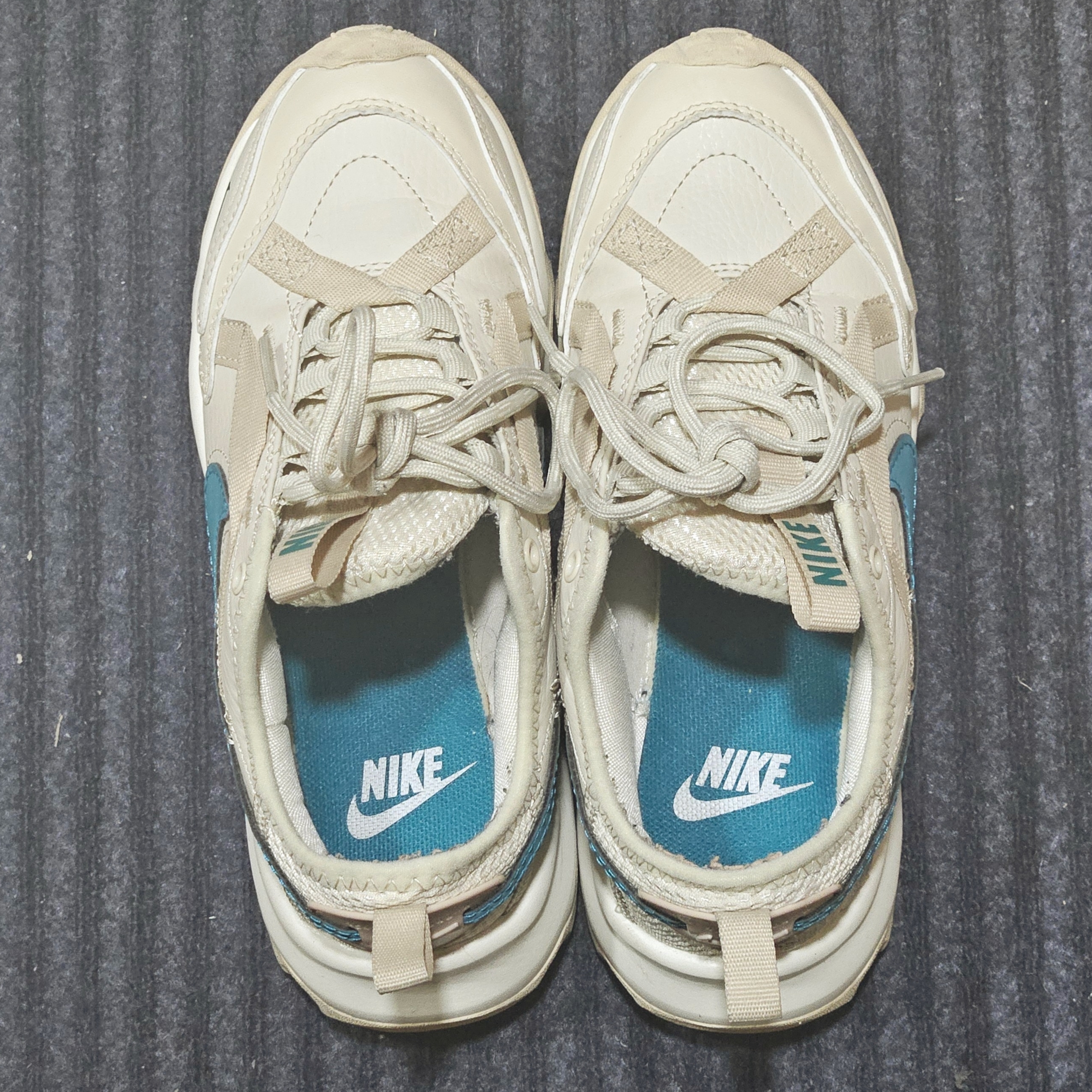 (W) Nike TC 7900 Light Orewood Brown 착용 스타일