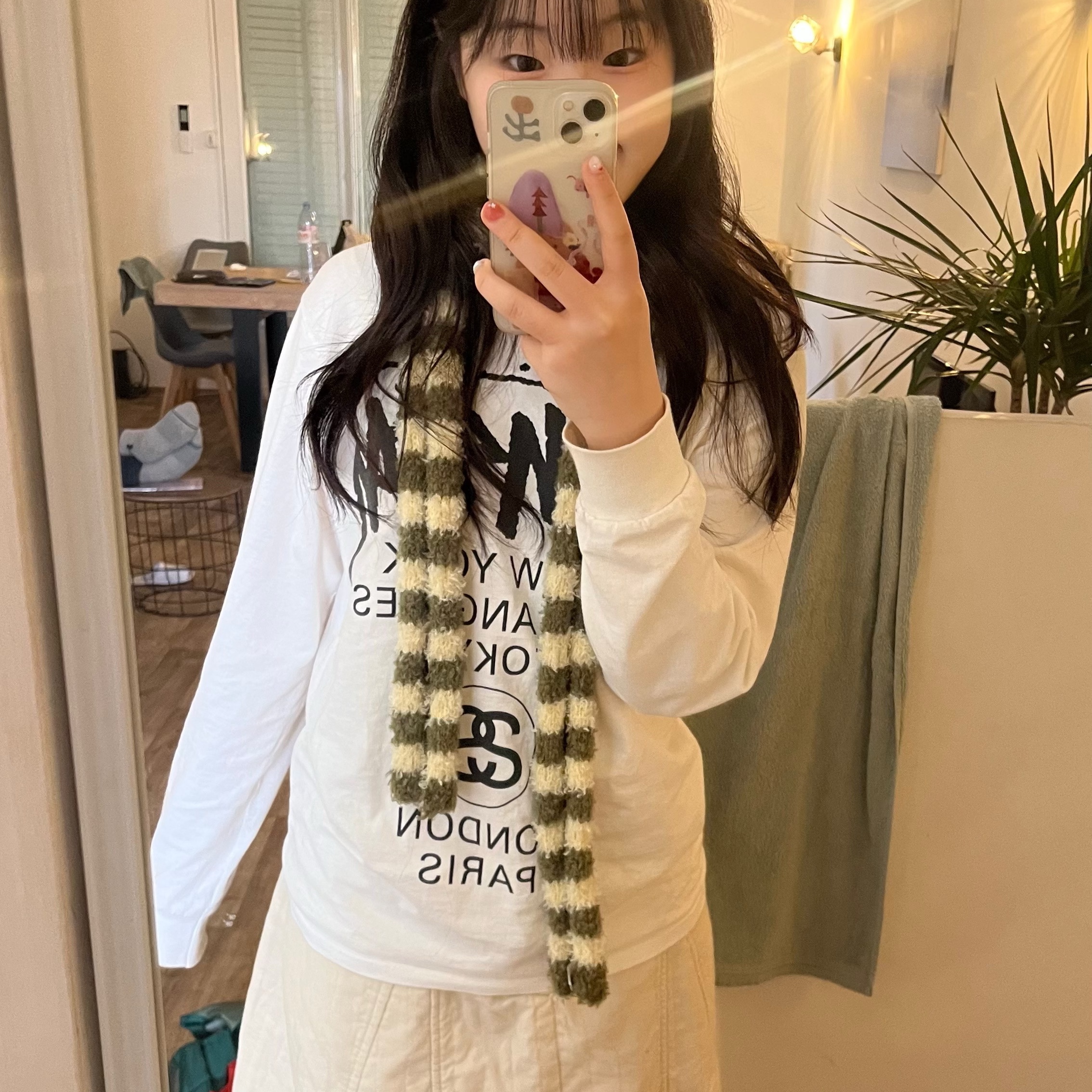 Stussy World Tour LS T-Shirt White 2023 착용 스타일