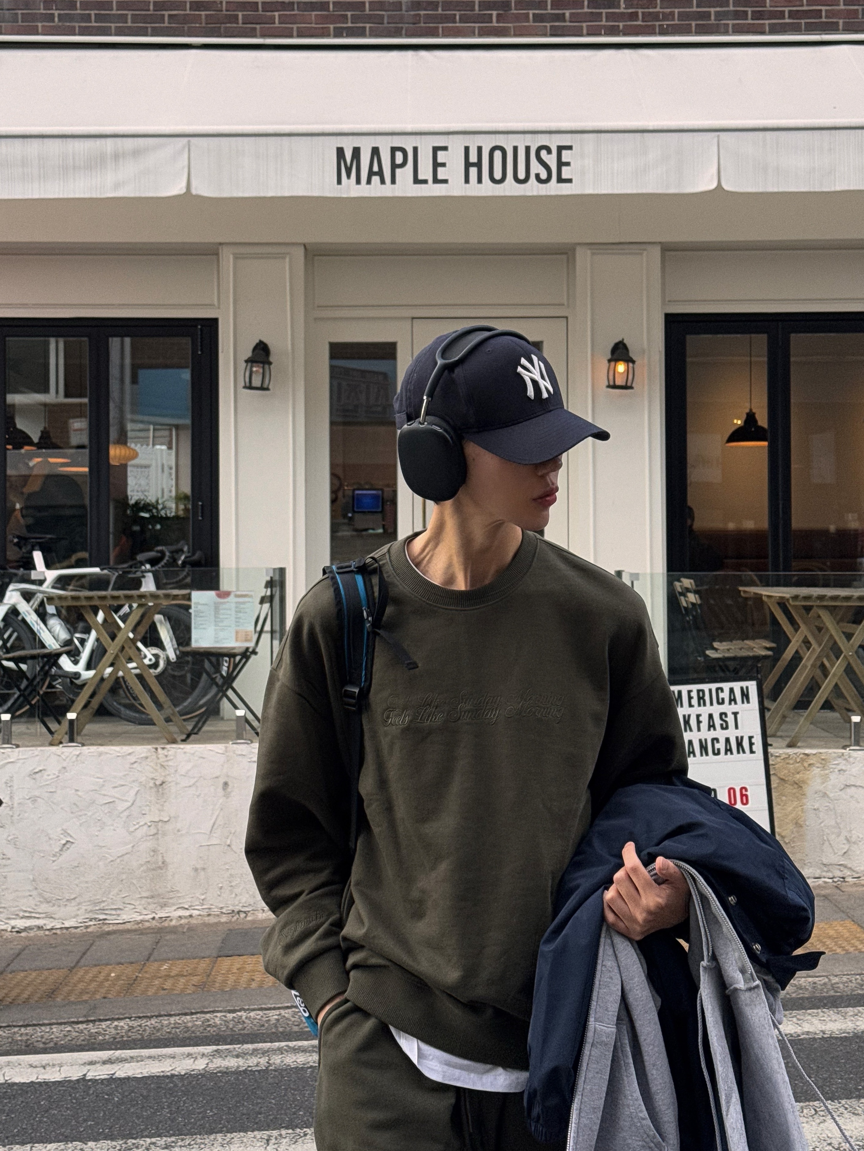 Customellow Say Touche Setup Sweatshirt Khaki, Customellow Say Touche Setup Sweatpants Khaki 착용 스타일 - 2