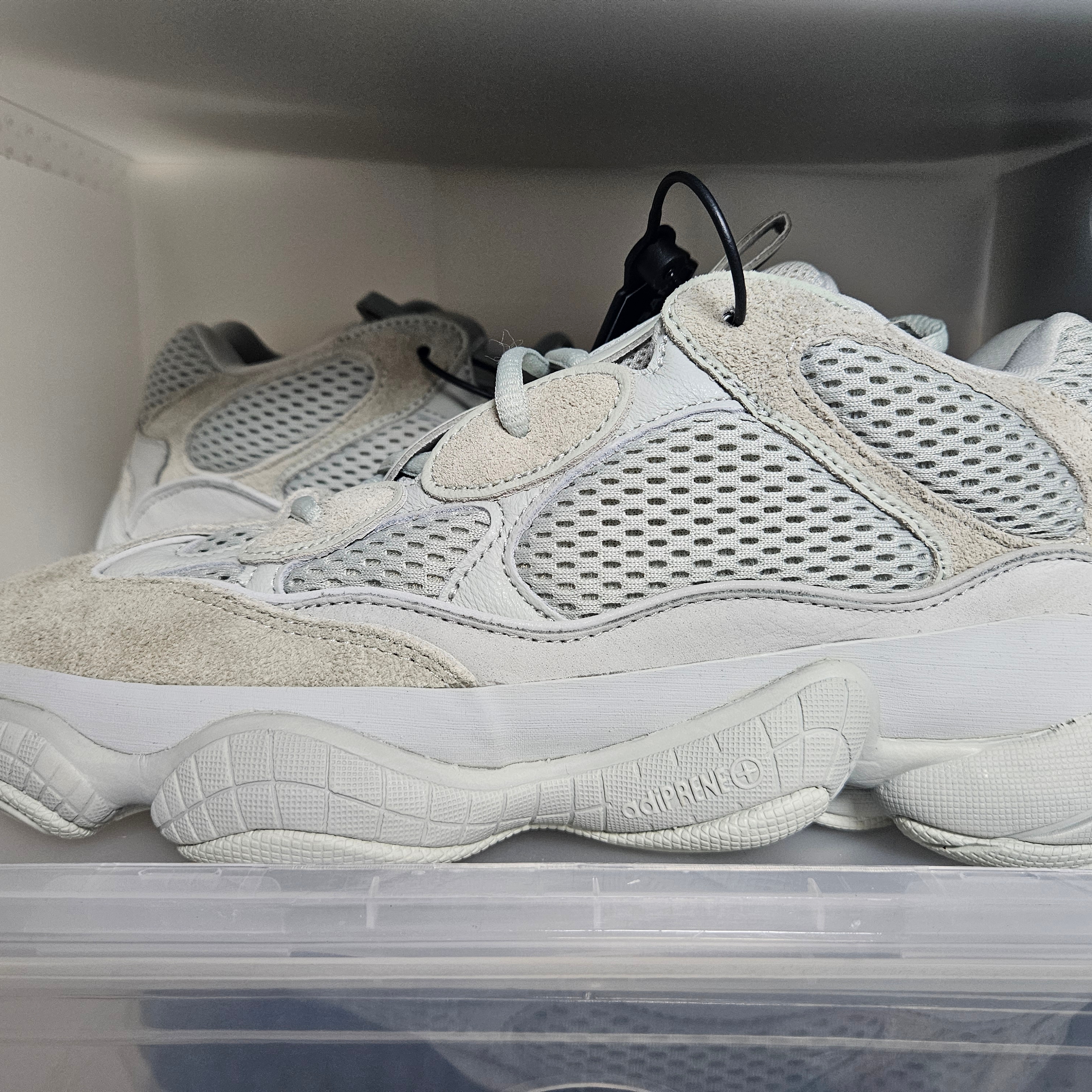 Adidas Yeezy 500 Salt 착용 스타일