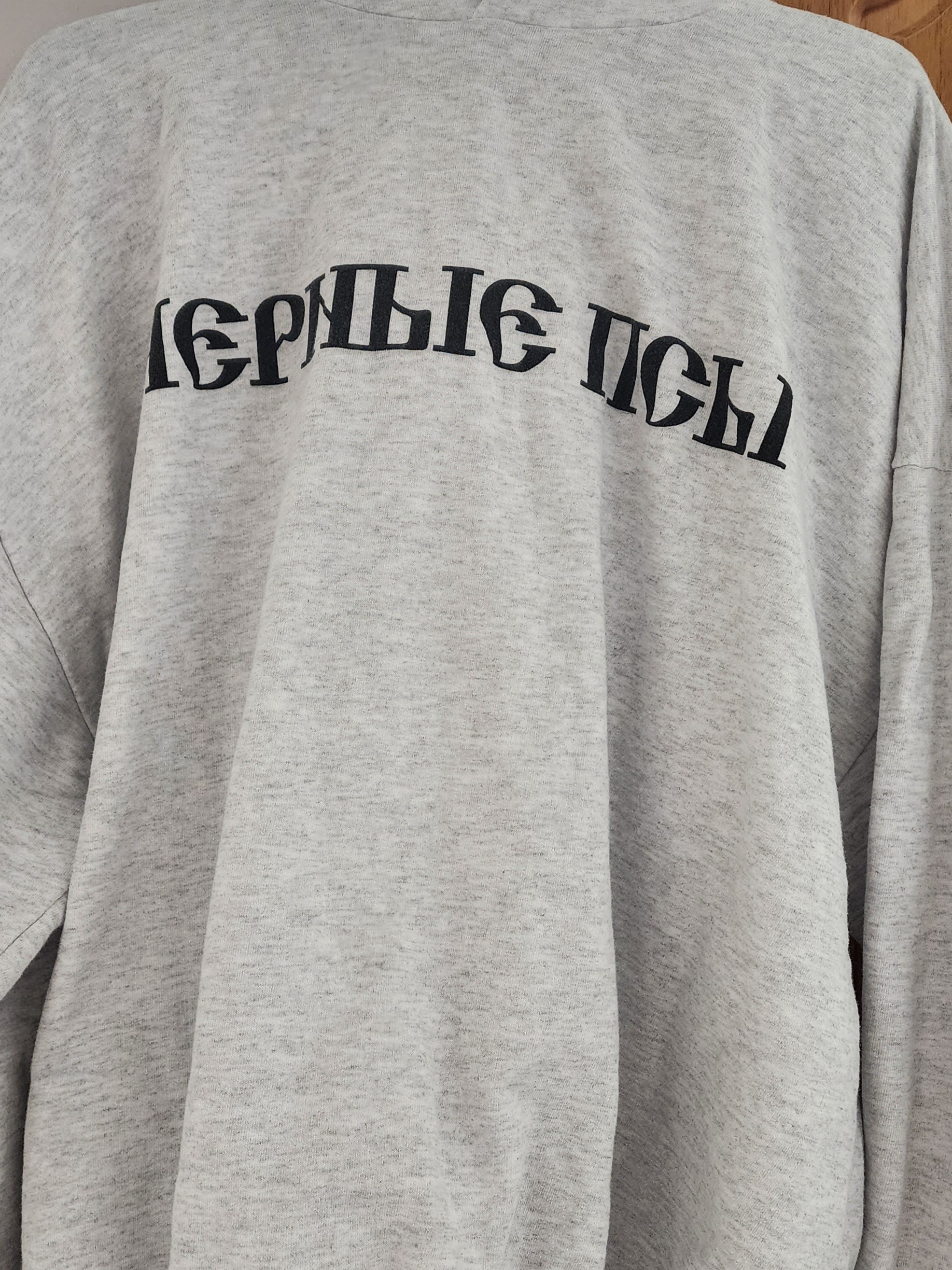 Yeezy x Gosha Rubchinskiy YZY Black Dogs Hoodie Heather Grey 착용 스타일