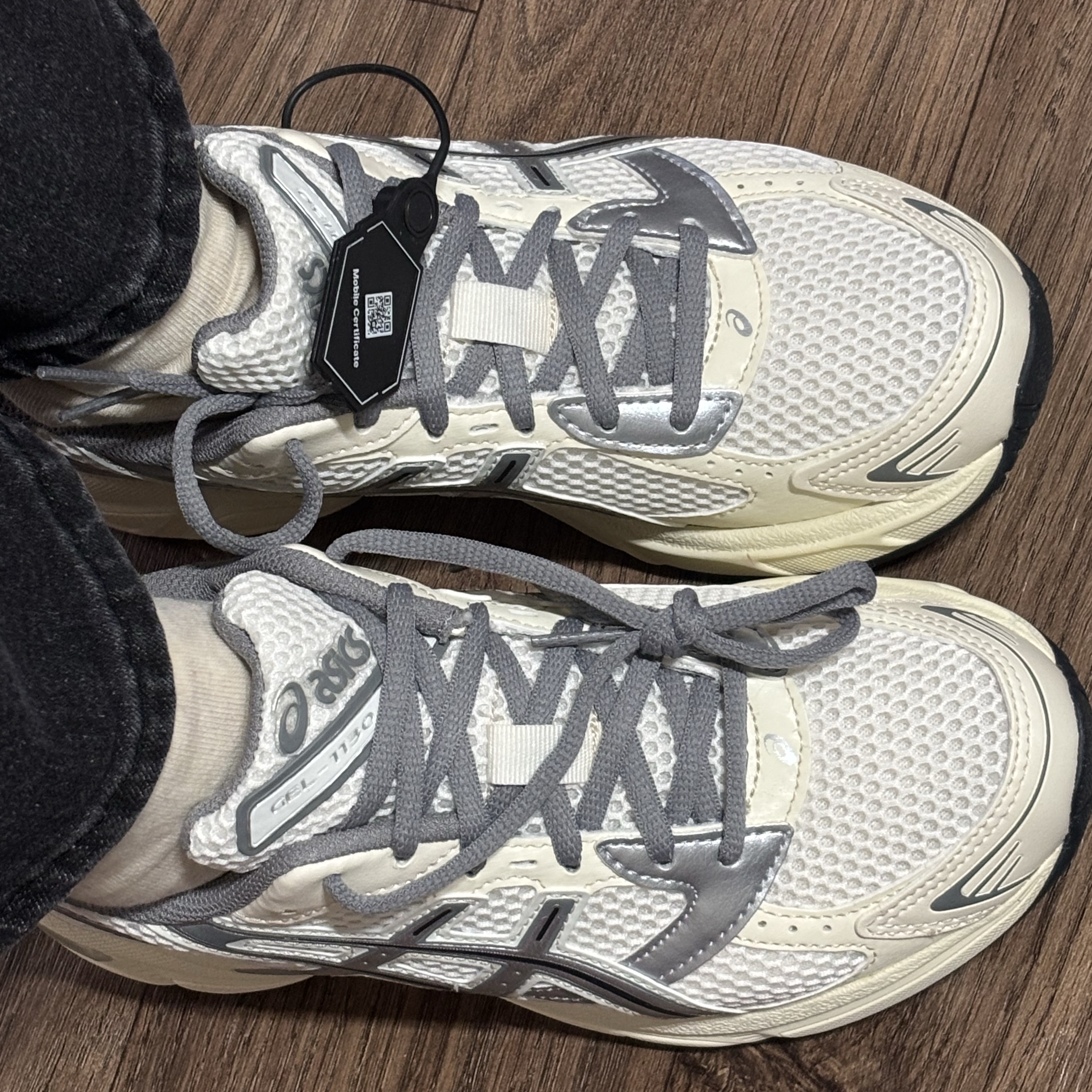(W) Asics Gel-1130 Cream Clay Grey 착용 스타일