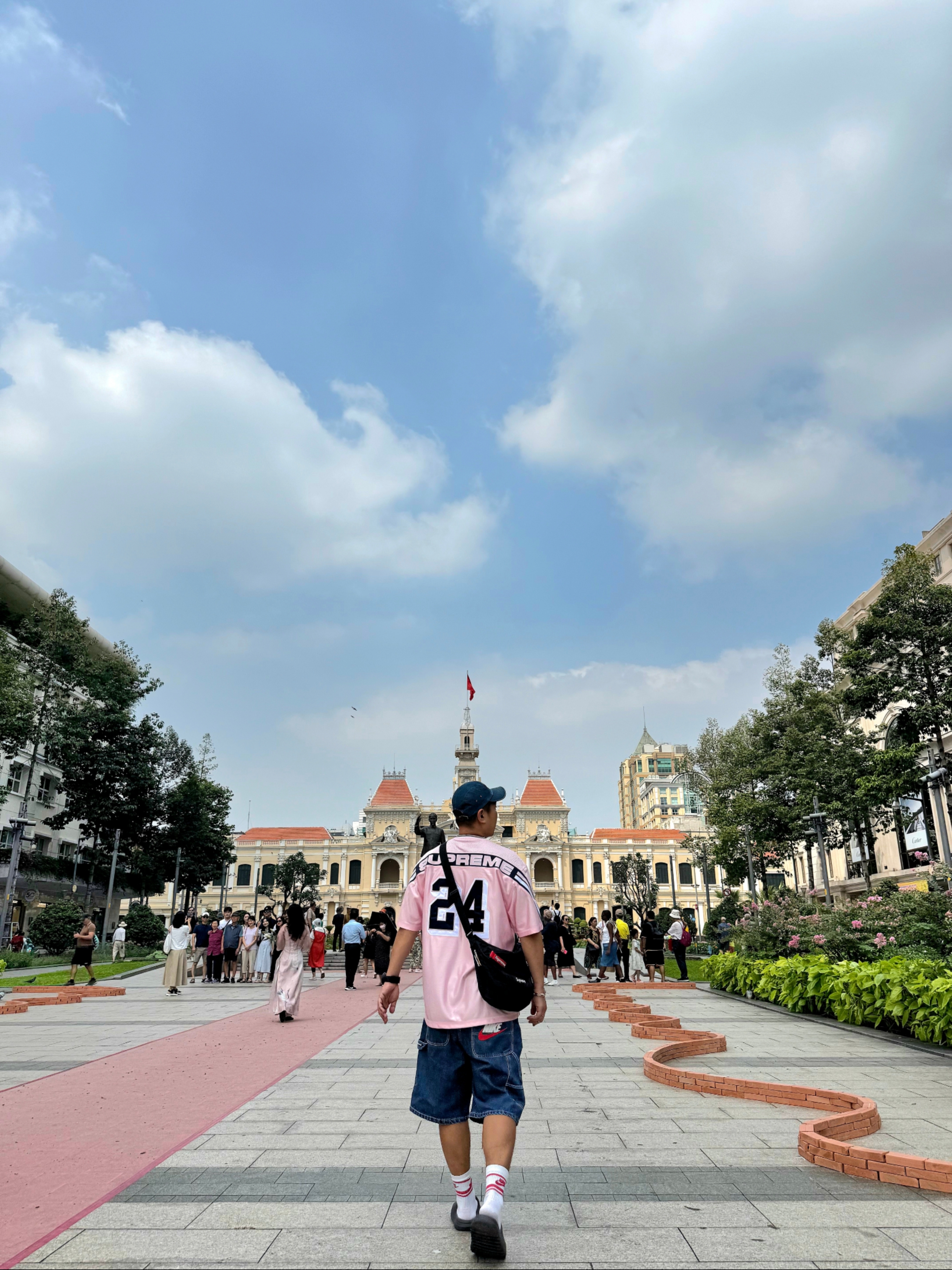 Supreme Washed Chino Twill Camp Cap Denim - 22FW, Supreme Jacquard Rib Football Jersey Pink - 24FW 착용 스타일 - 1