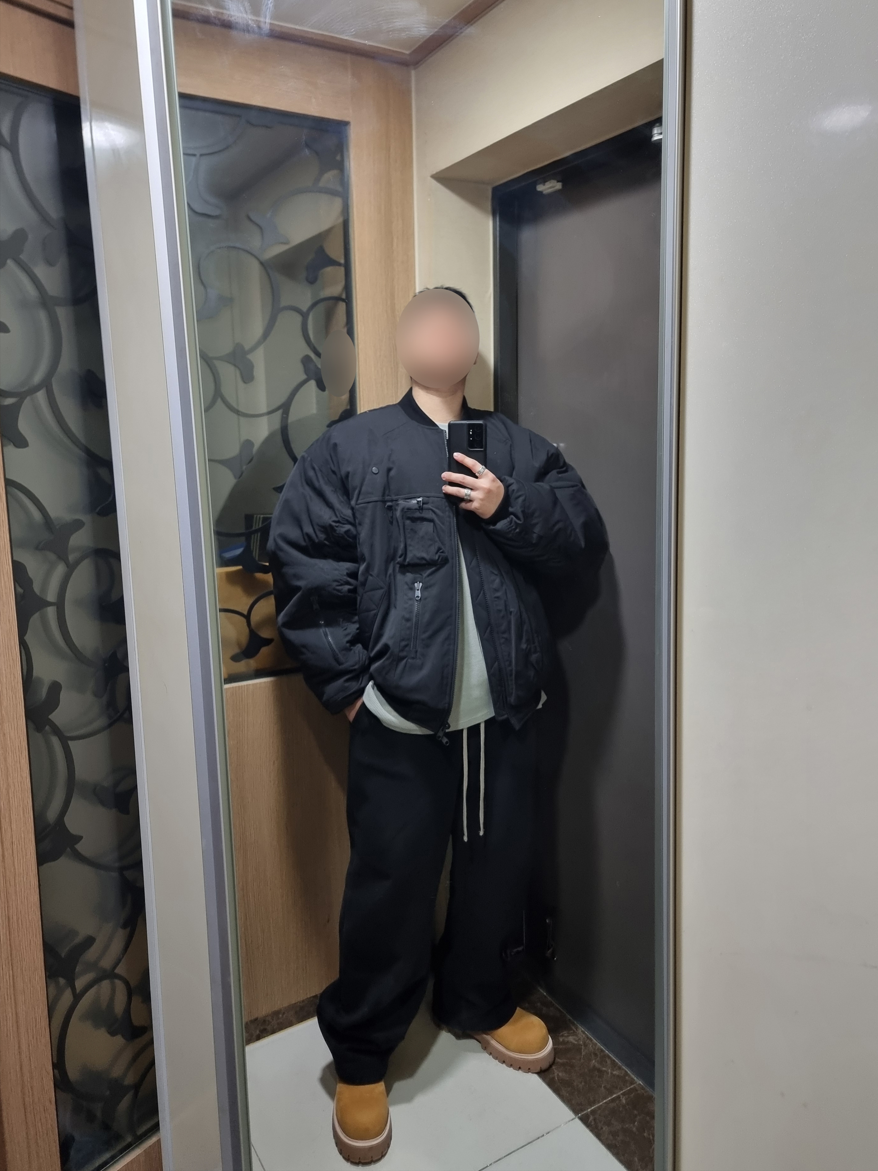 Undermycar Mu.77 Anti Fxxking Logo Play Brush Washed Thermal Long Sleeve Sand, Kinchi x My Name Is Peter Boots - 888 (a) Yellow 착용 스타일 - 2