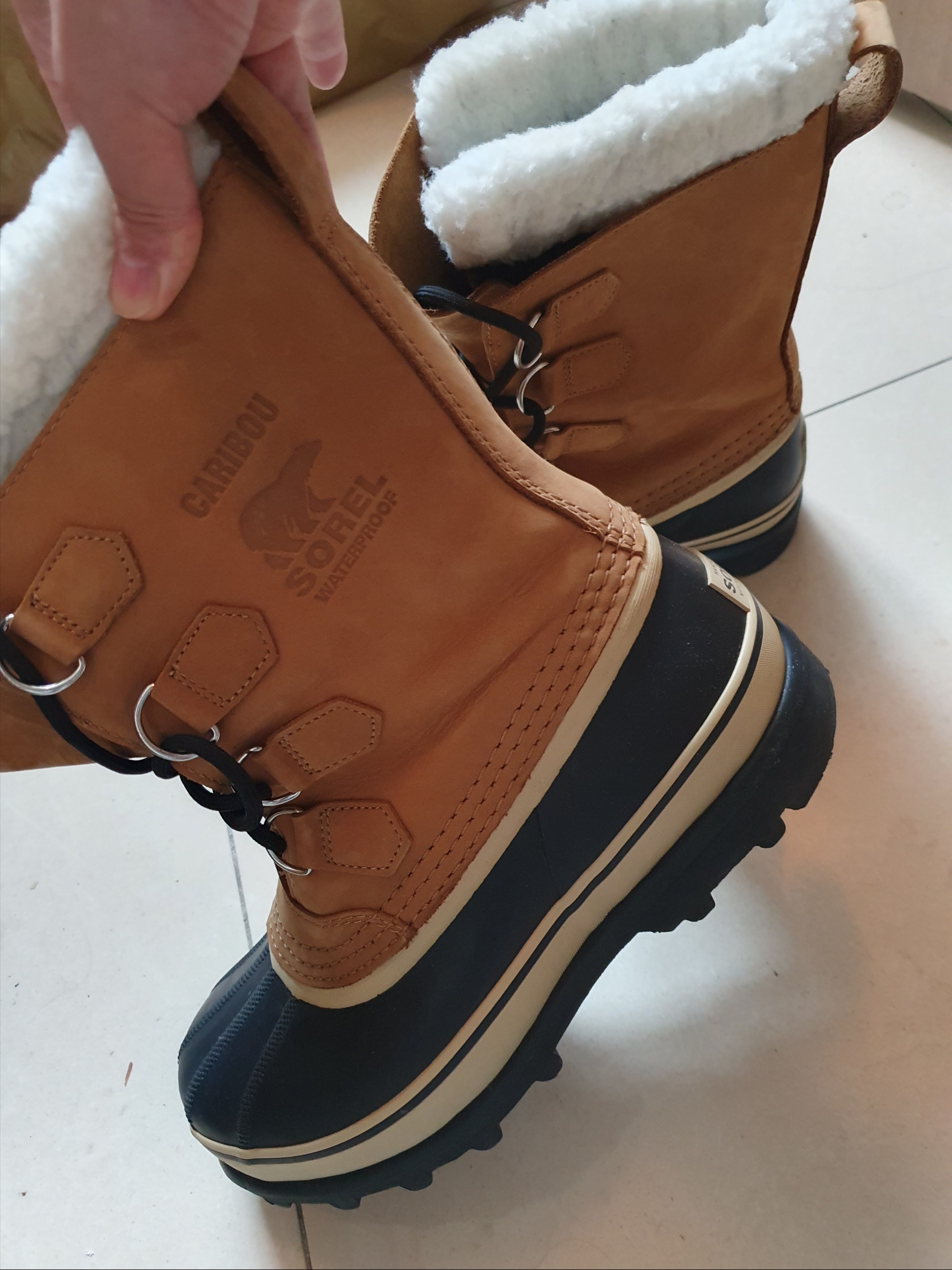 Sorel Caribou Boot Buff, (W) Sorel Caribou Boot Buff 착용 스타일 - 1