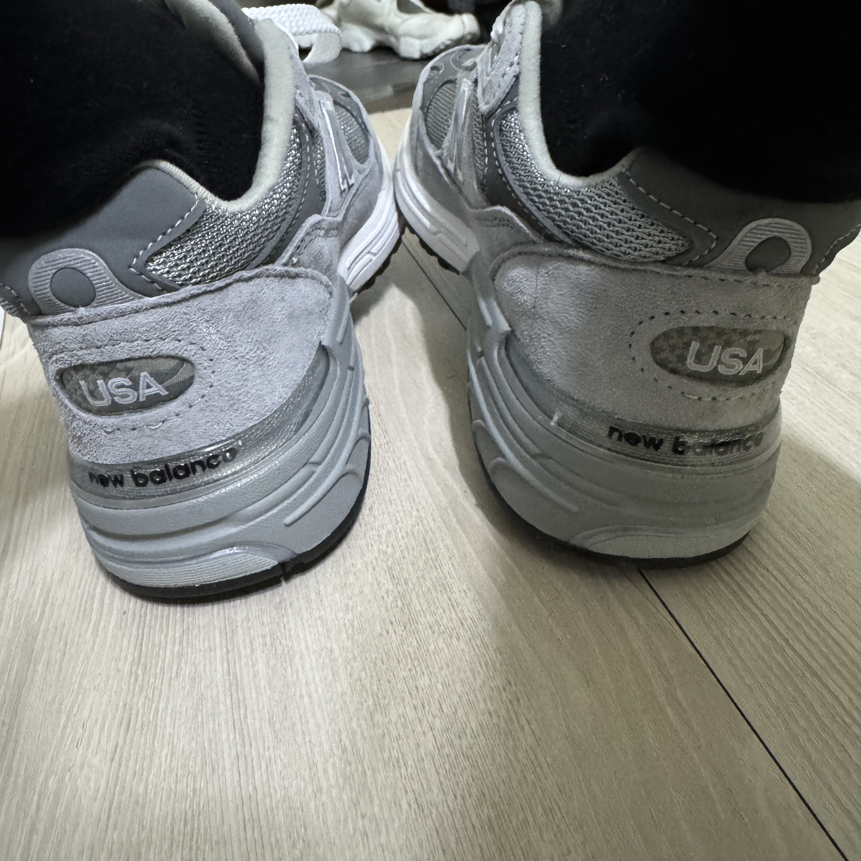 (W) New Balance 993 Made in USA Grey - B Standard 착용 스타일 - 3