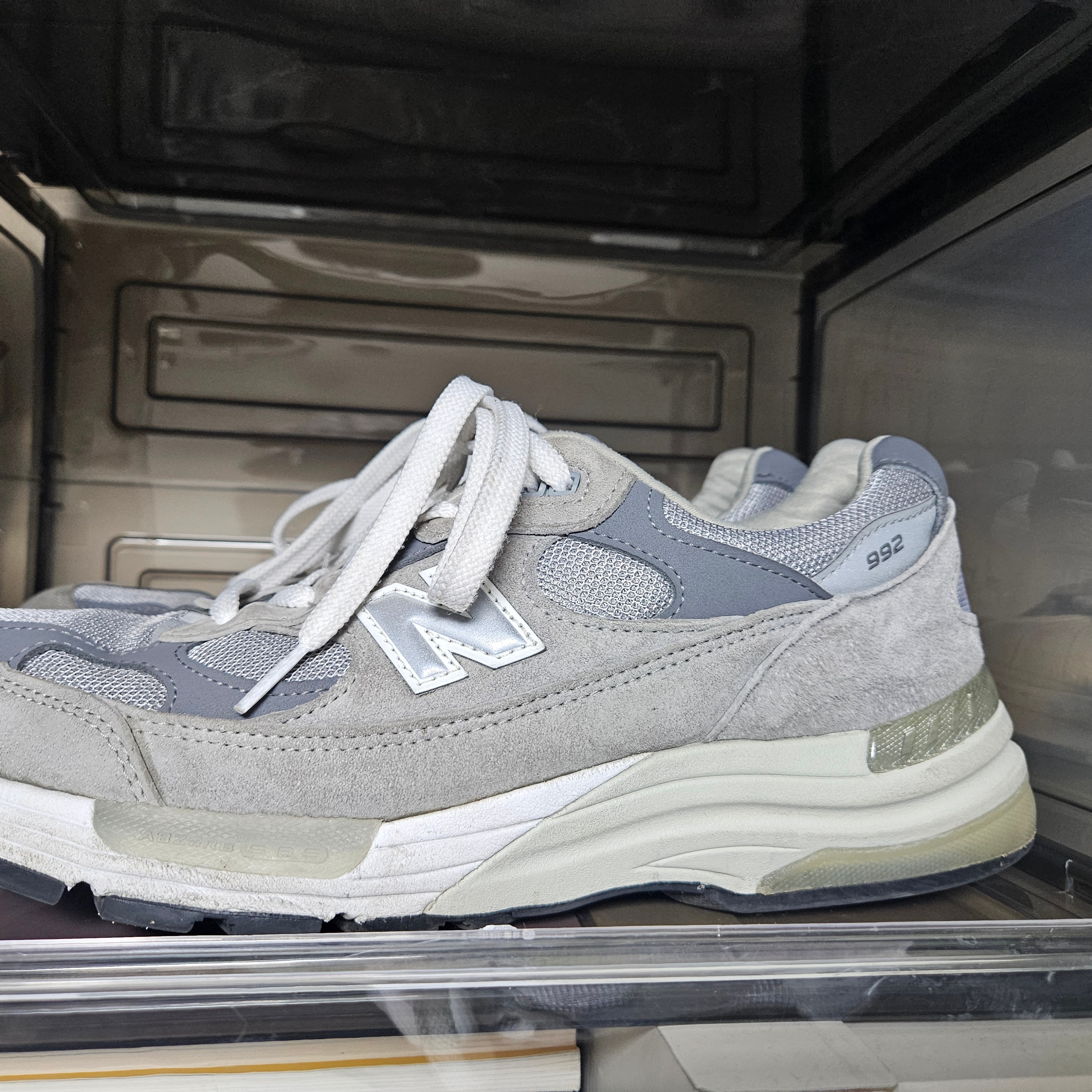 New Balance 992 Made in USA Grey - D Standard 착용 스타일