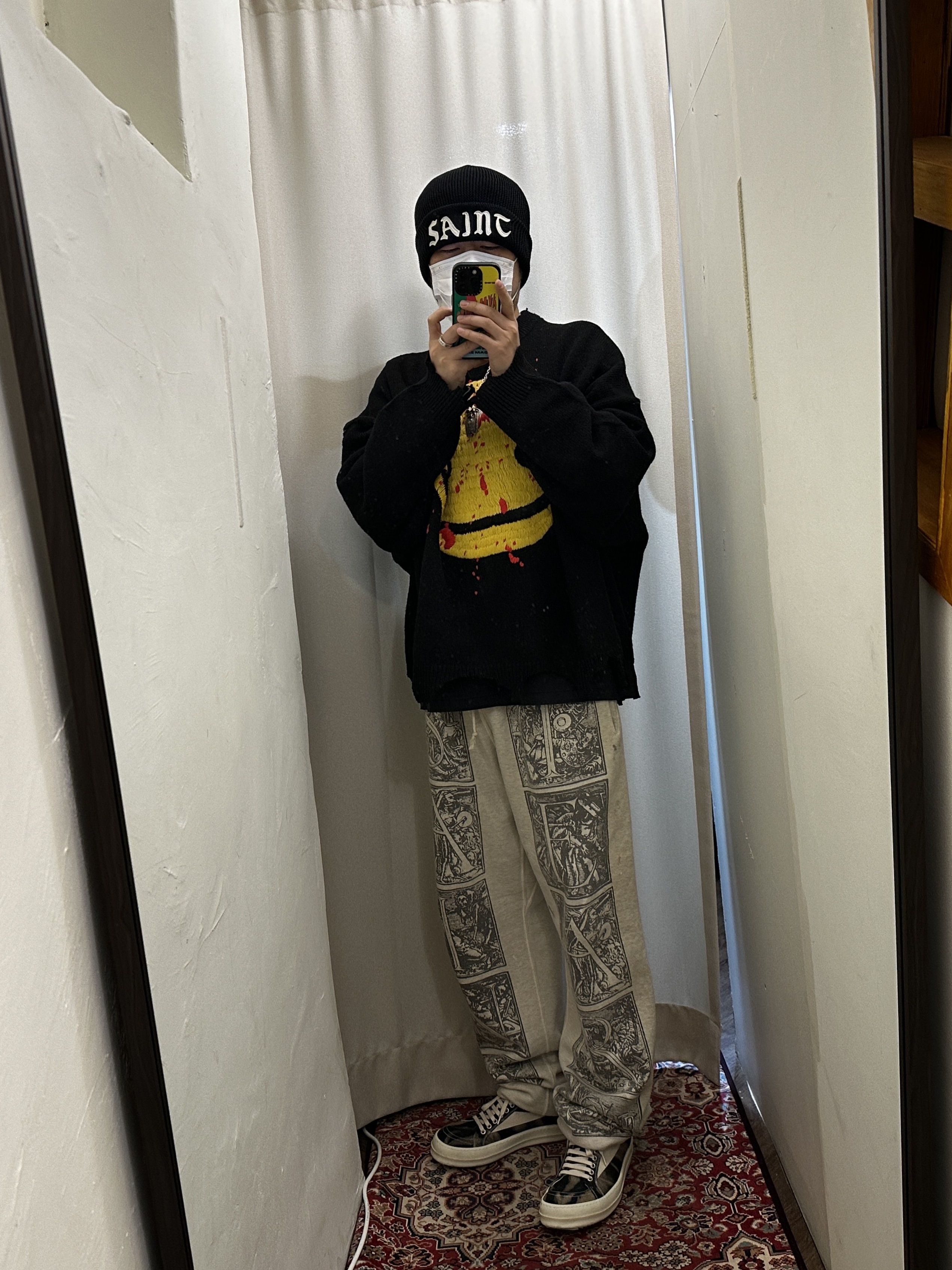Saint Mxxxxxx Saint Knit Cap Black - 24AW, Saint Mxxxxxx x Cactus Plant Flea Market Smile Knit Black - 24AW 착용 스타일 - 2