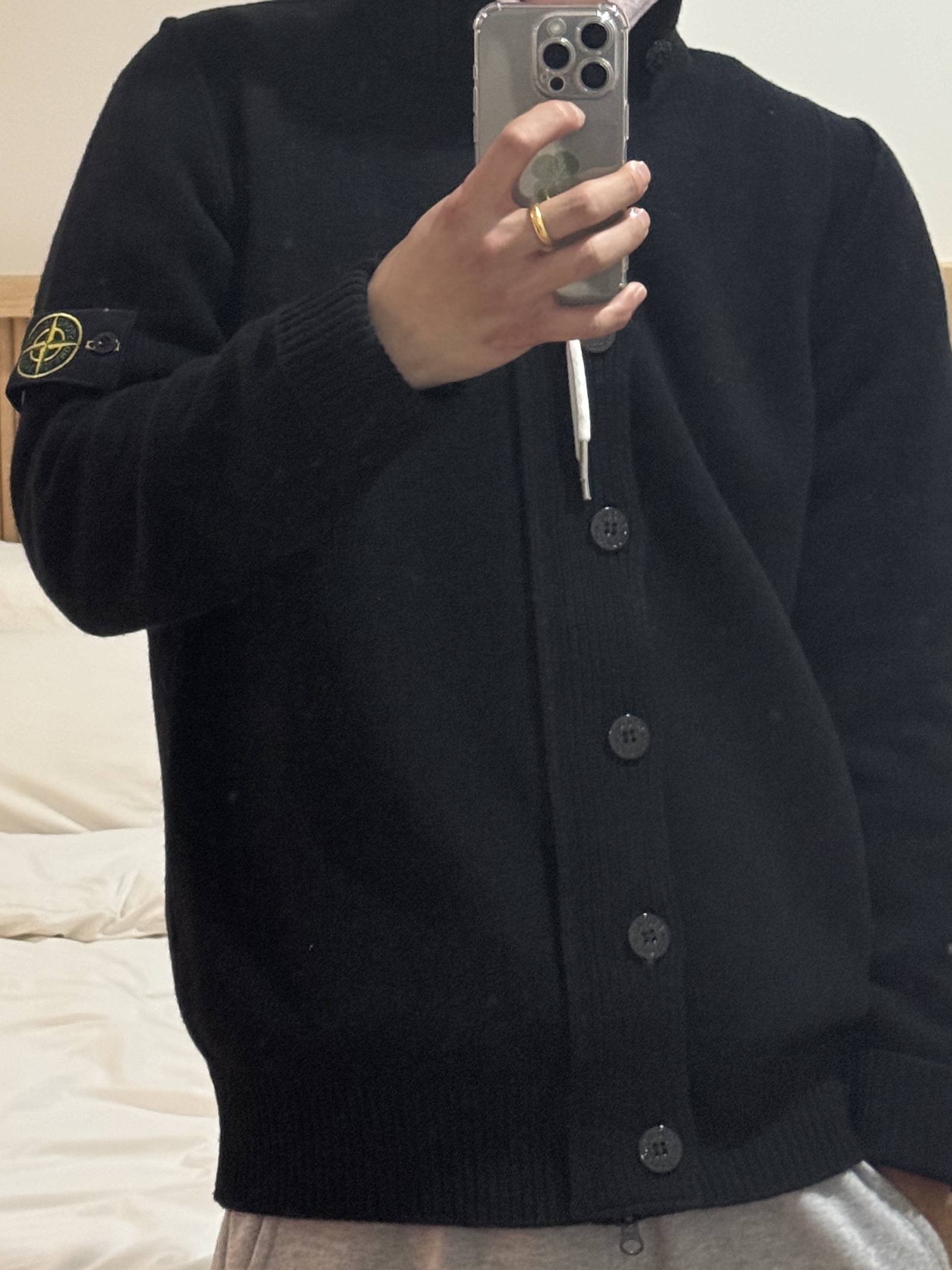 Stone Island 547A3 Lambswool Knit Cardigan Black - 24FW 착용 스타일