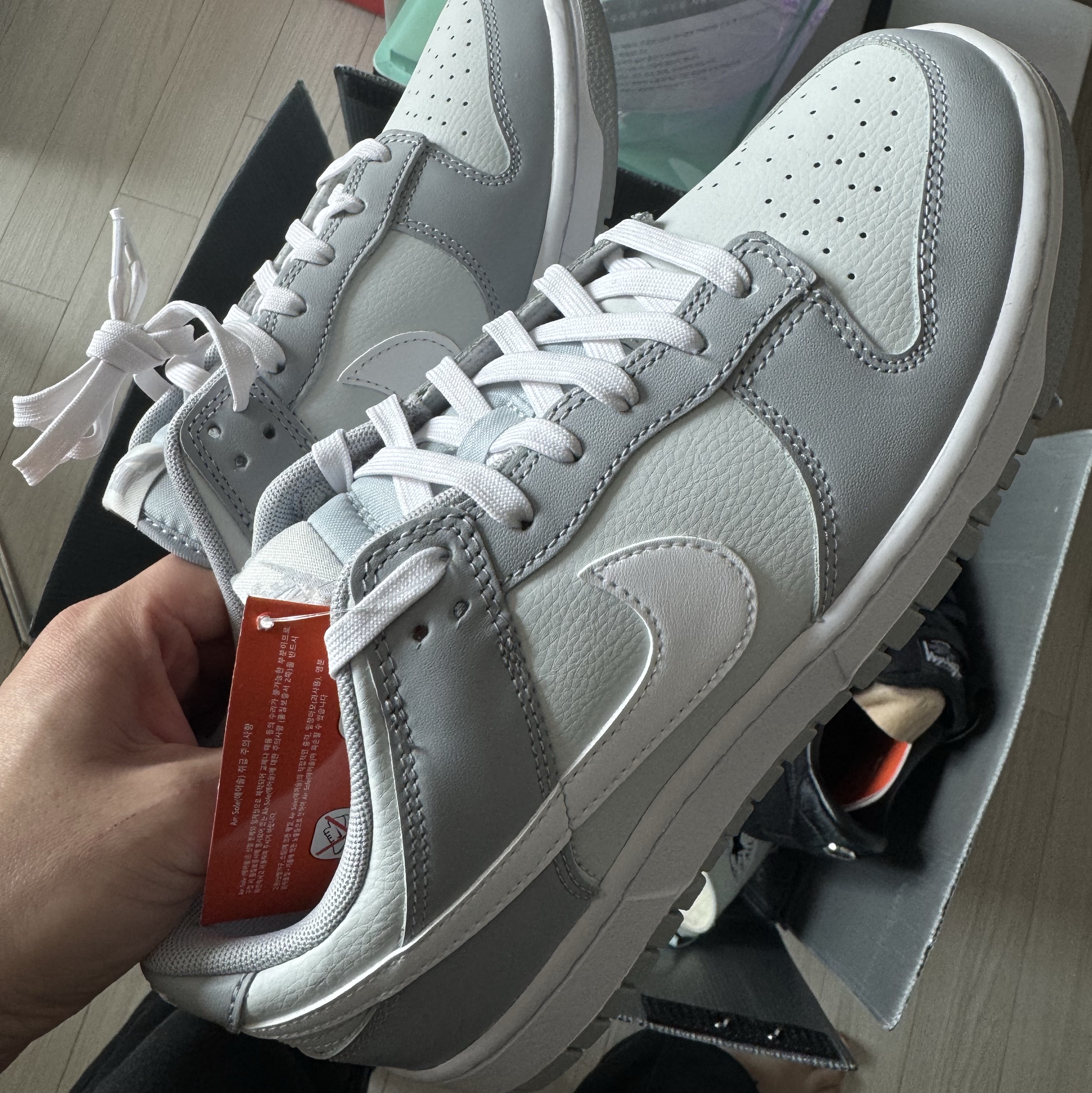 Nike Dunk Low Retro Wolf Grey 착용 스타일