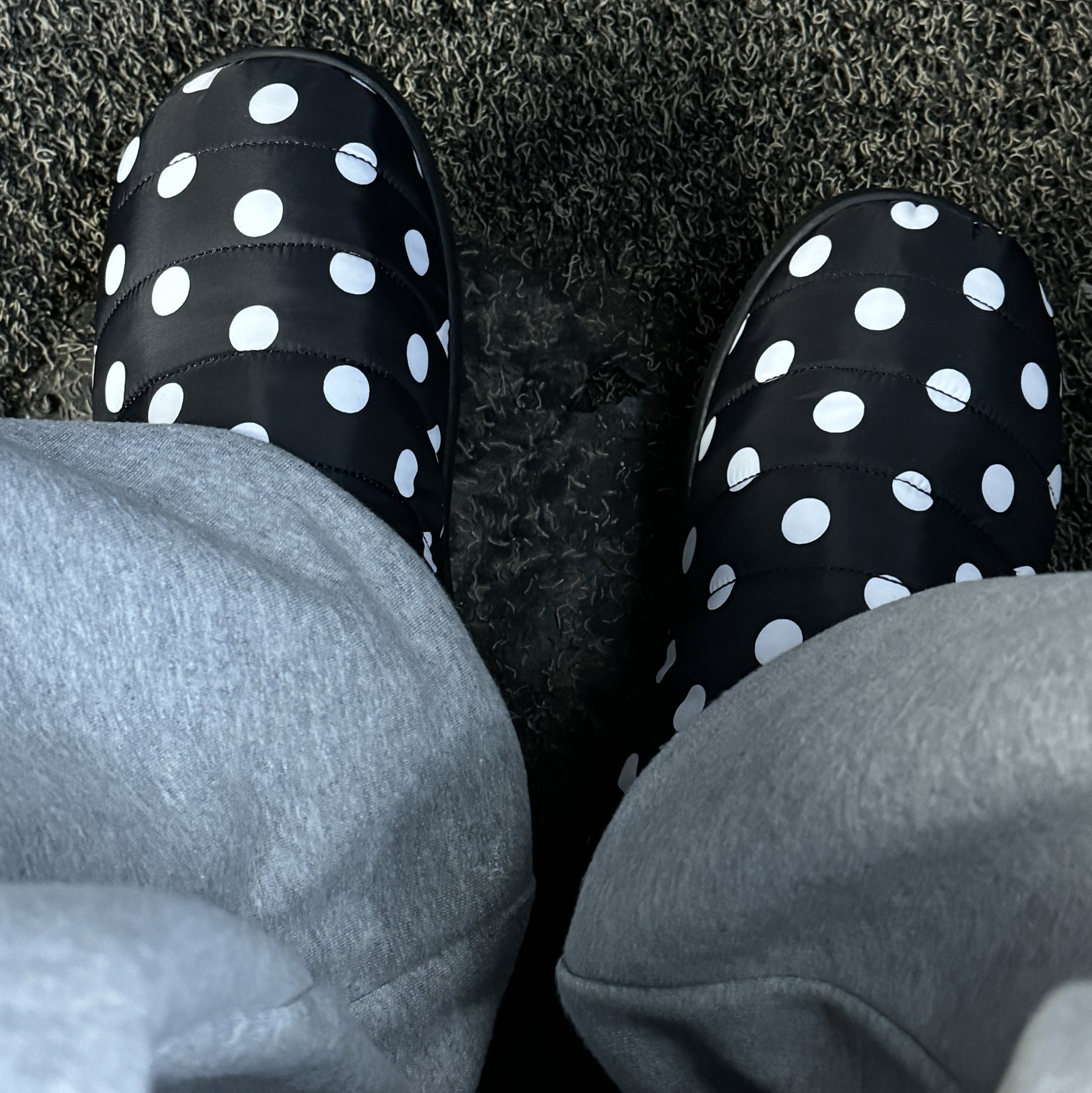Subu Permanent F-Line Dots 착용 스타일
