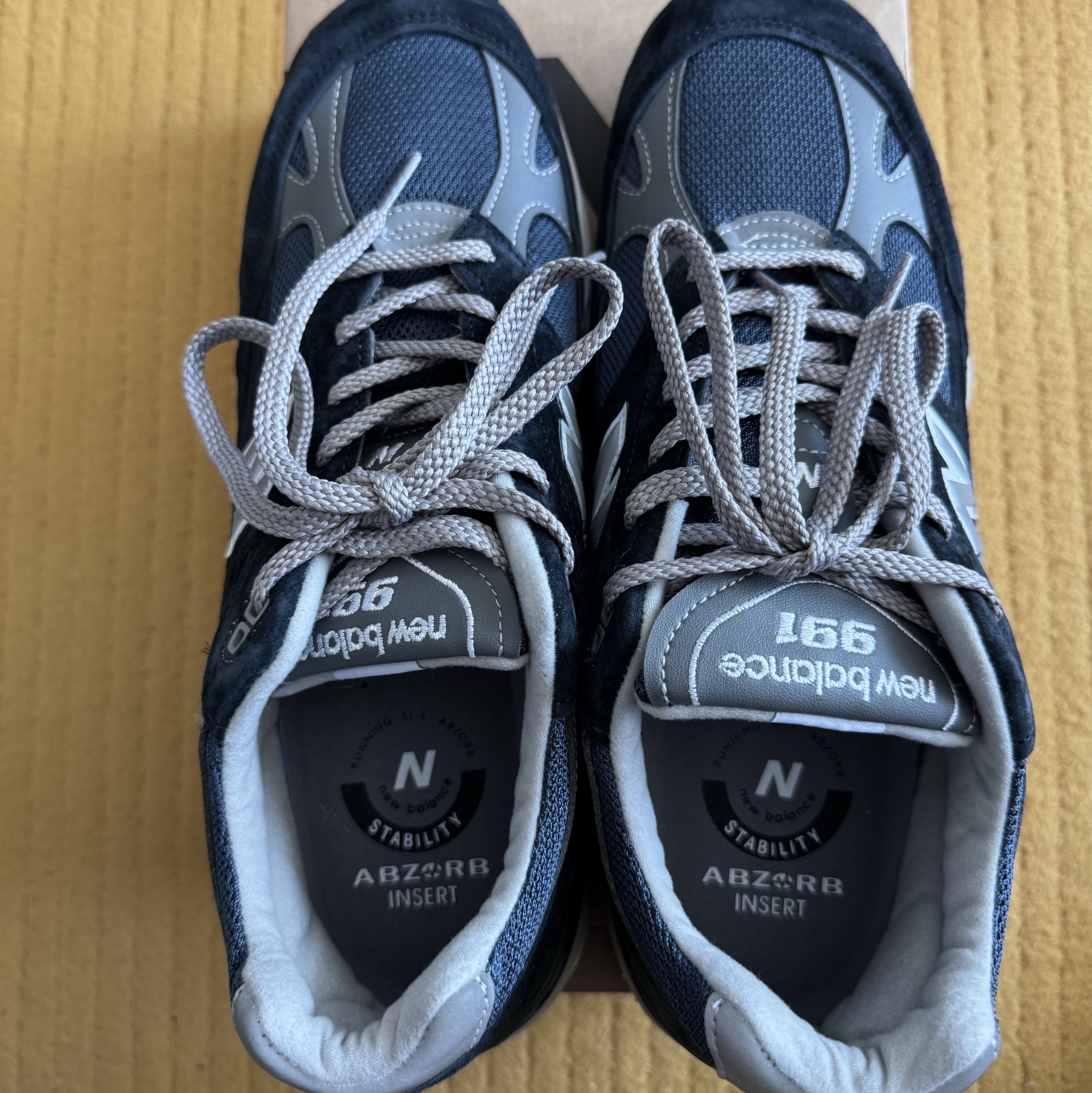 New Balance 991 Made in UK Navy 착용 스타일