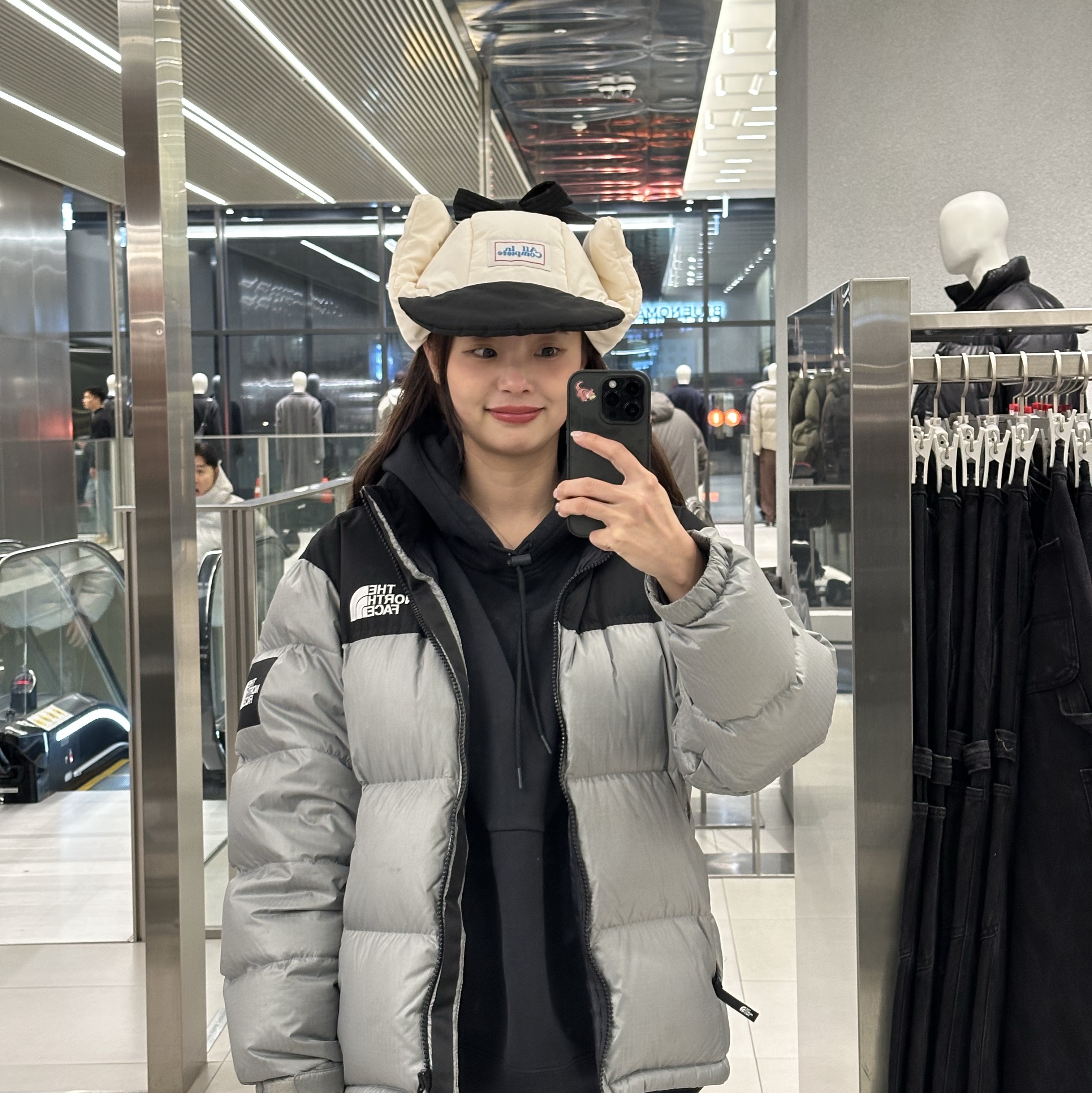 Allincomplete Panda Padding Balaclava, The North Face White Label Novelty Nuptse Down Jacket Light Khaki 착용 스타일 - 5