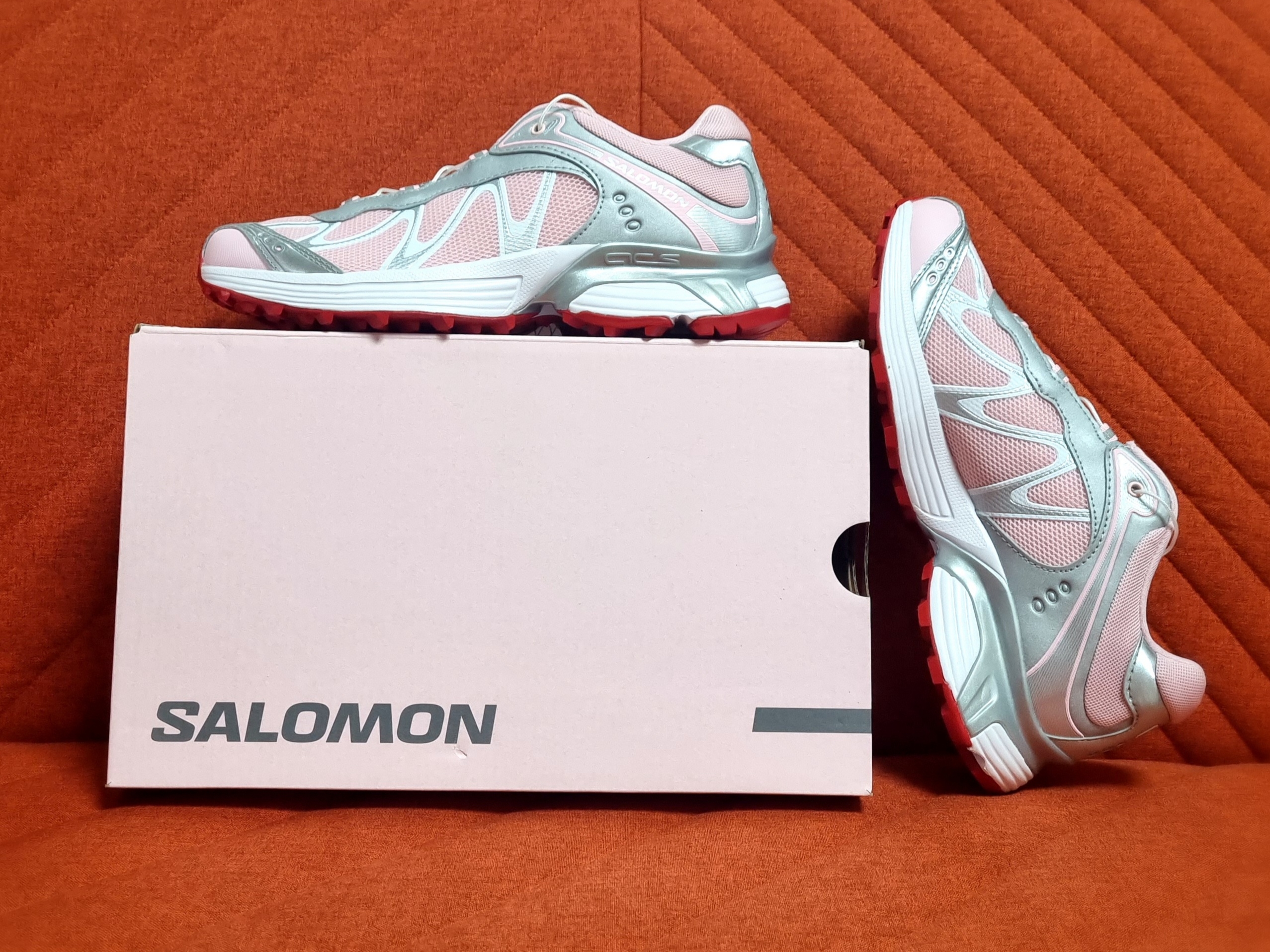 Salomon x Sandy Liang XT-Whisper Fairy Tale Silver 착용 스타일 - 2