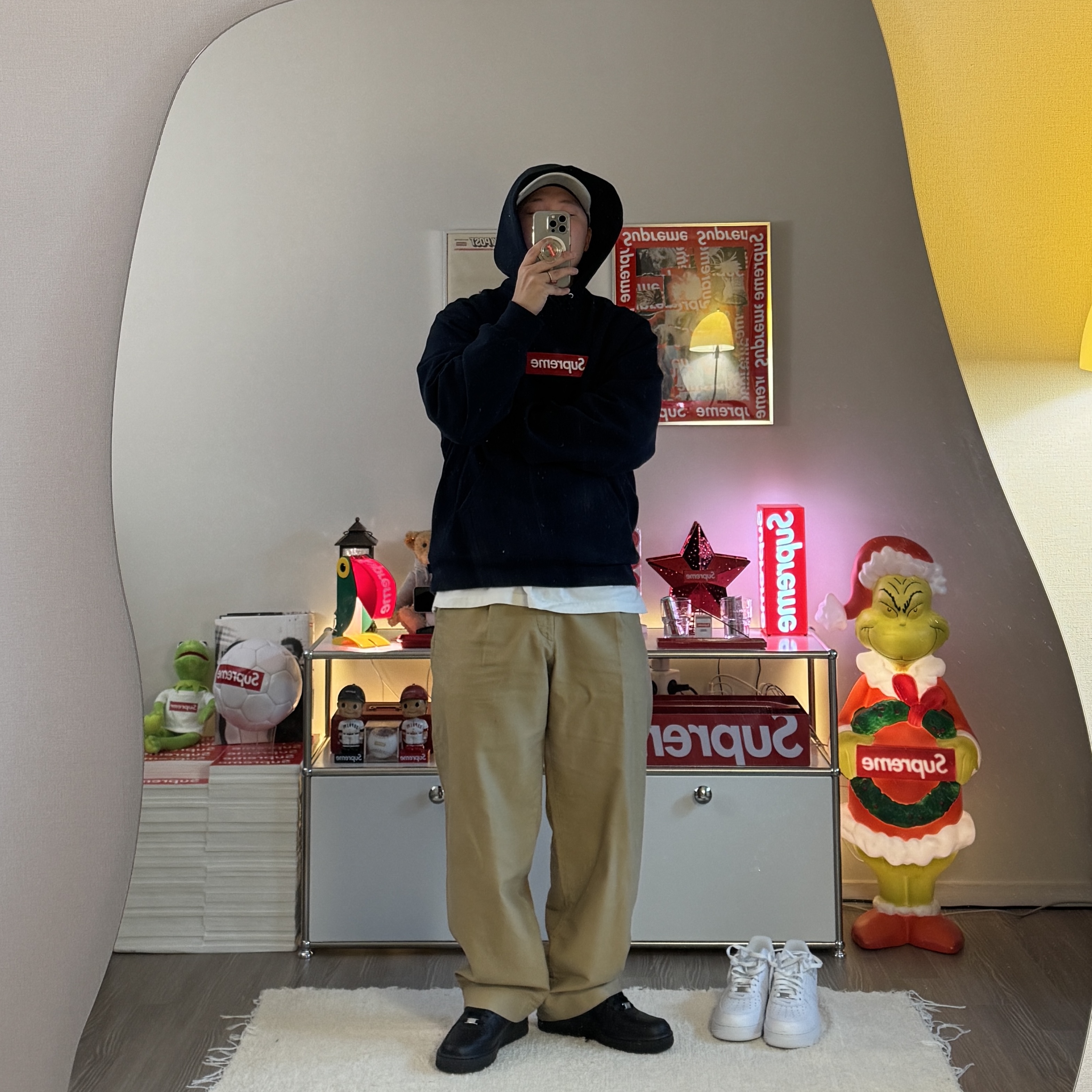 Supreme Box Logo Hooded Sweatshirt Navy - 24FW 착용 스타일 - 1