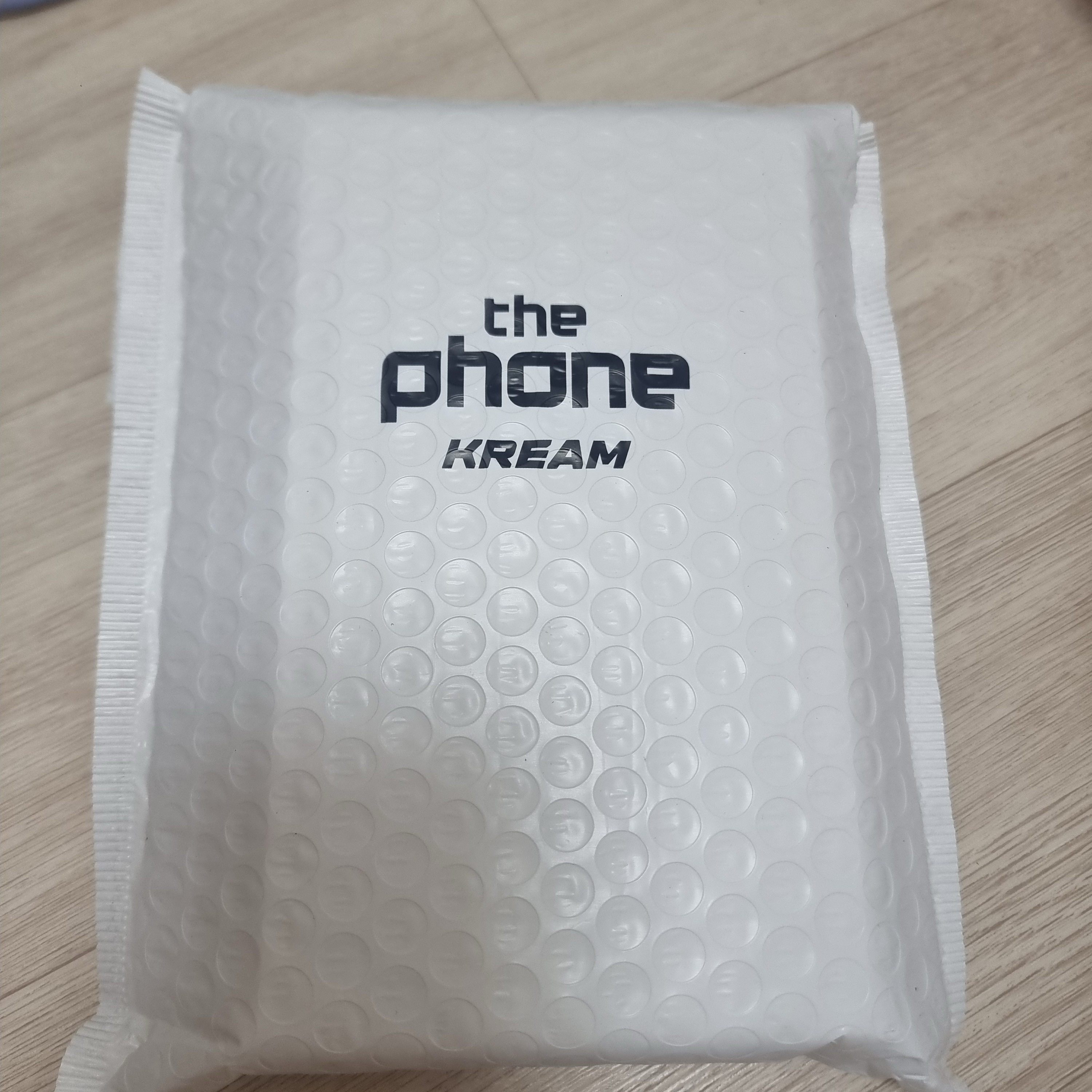 [S등급] Refurbished iPhone 15 Pro Max 256GB Natural Titanium 착용 스타일 - 1
