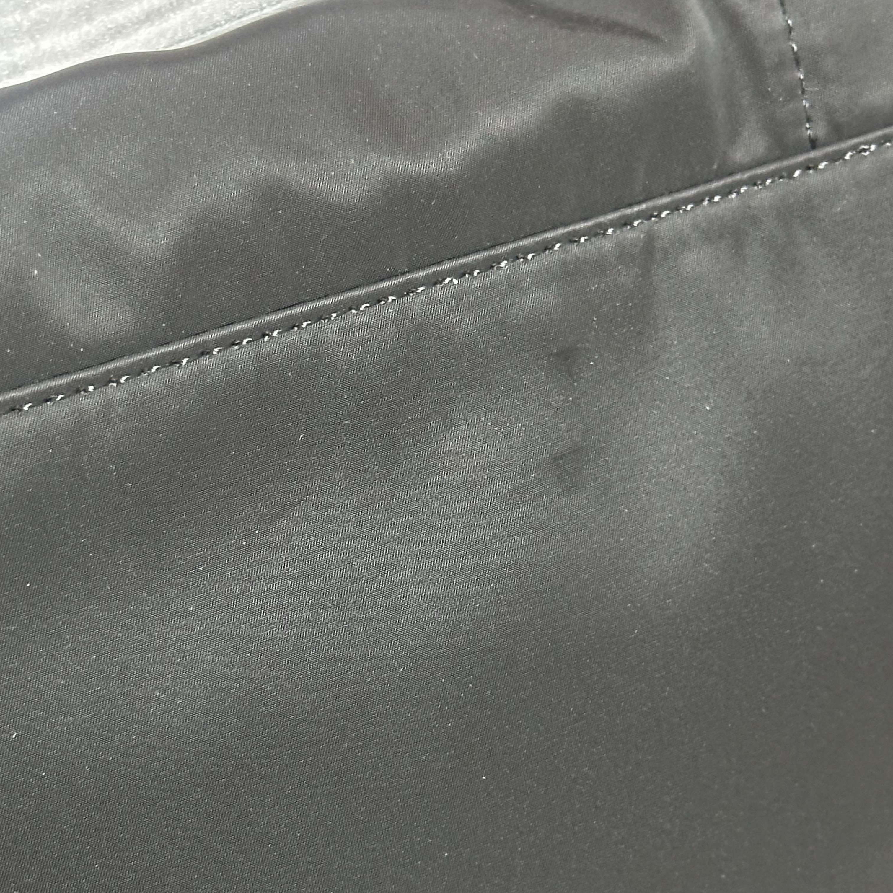 Matin Kim Buckle Bag Black 착용 스타일