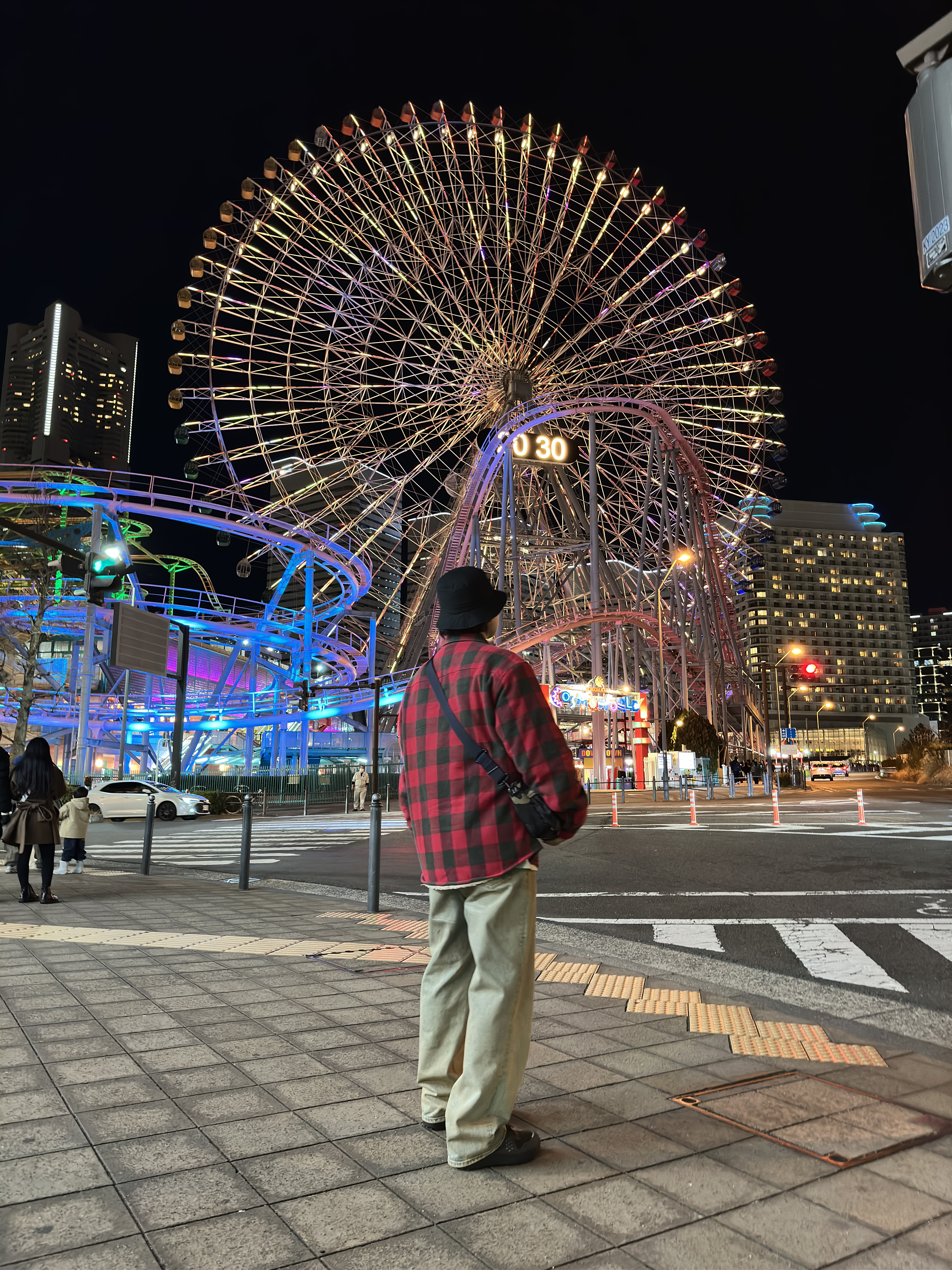 Stussy Sherpa Lined Buffalo Plaid Shirt Red, Stussy Stock Bucket Hat Black 착용 스타일 - 2