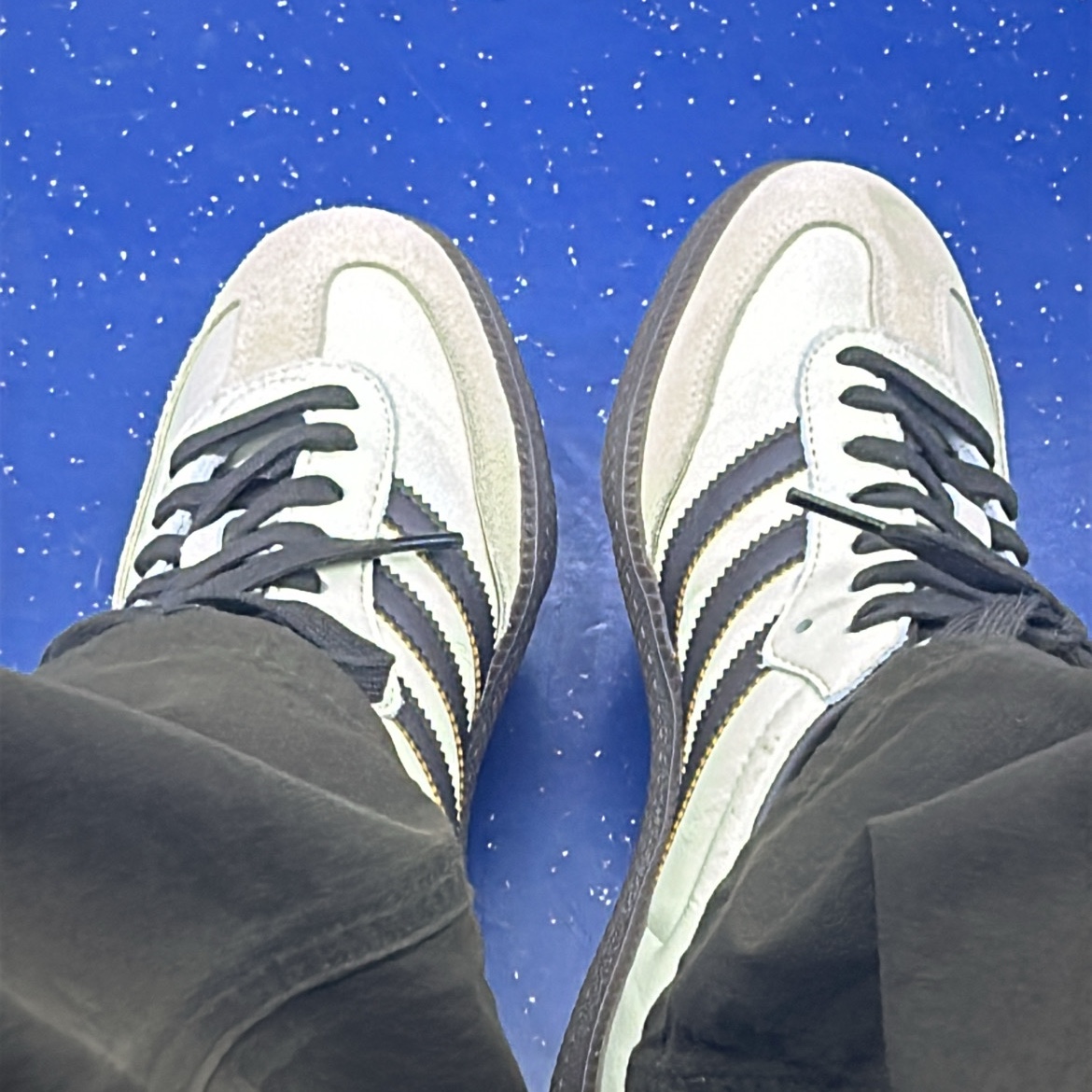 Adidas Samba OG Cream White Dark Brown 착용 스타일
