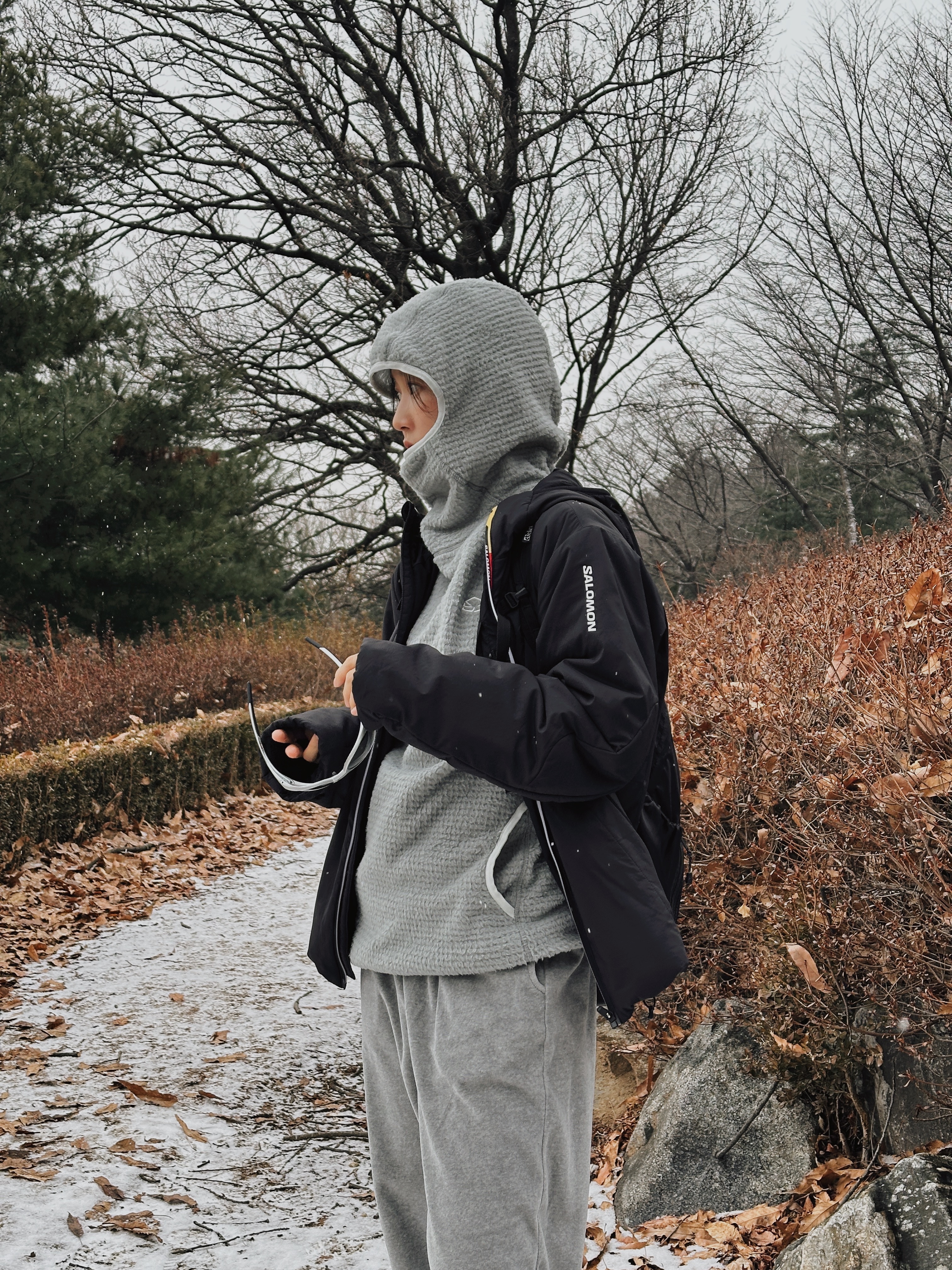 Oakley Eye Jacket Redux Silver Frame Prizm Black Polarized Lenses High Bridge Fit, Salomon Modisay Jacket Black 착용 스타일 - 6