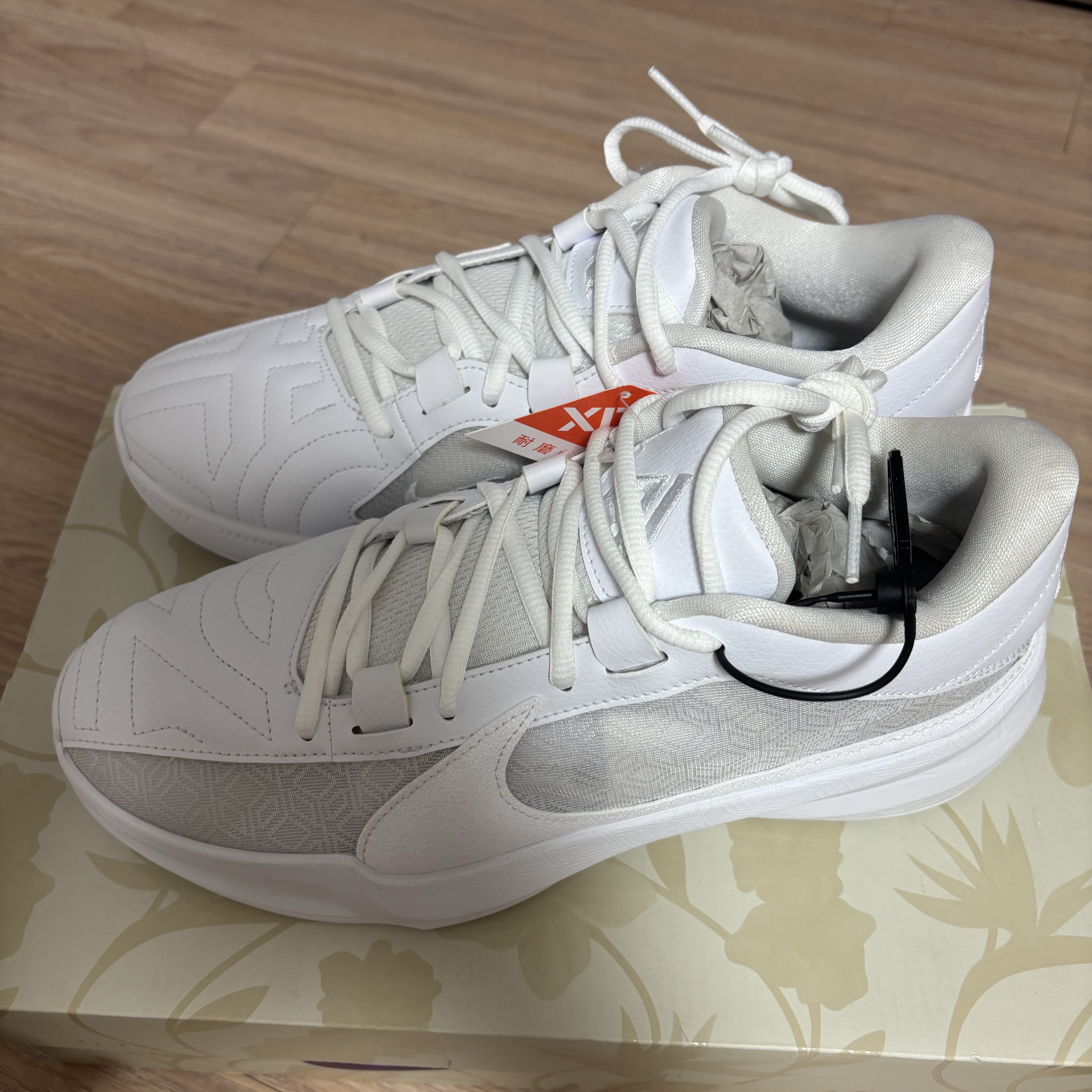 Nike Zoom Freak 5 TB EP Triple White 착용 스타일