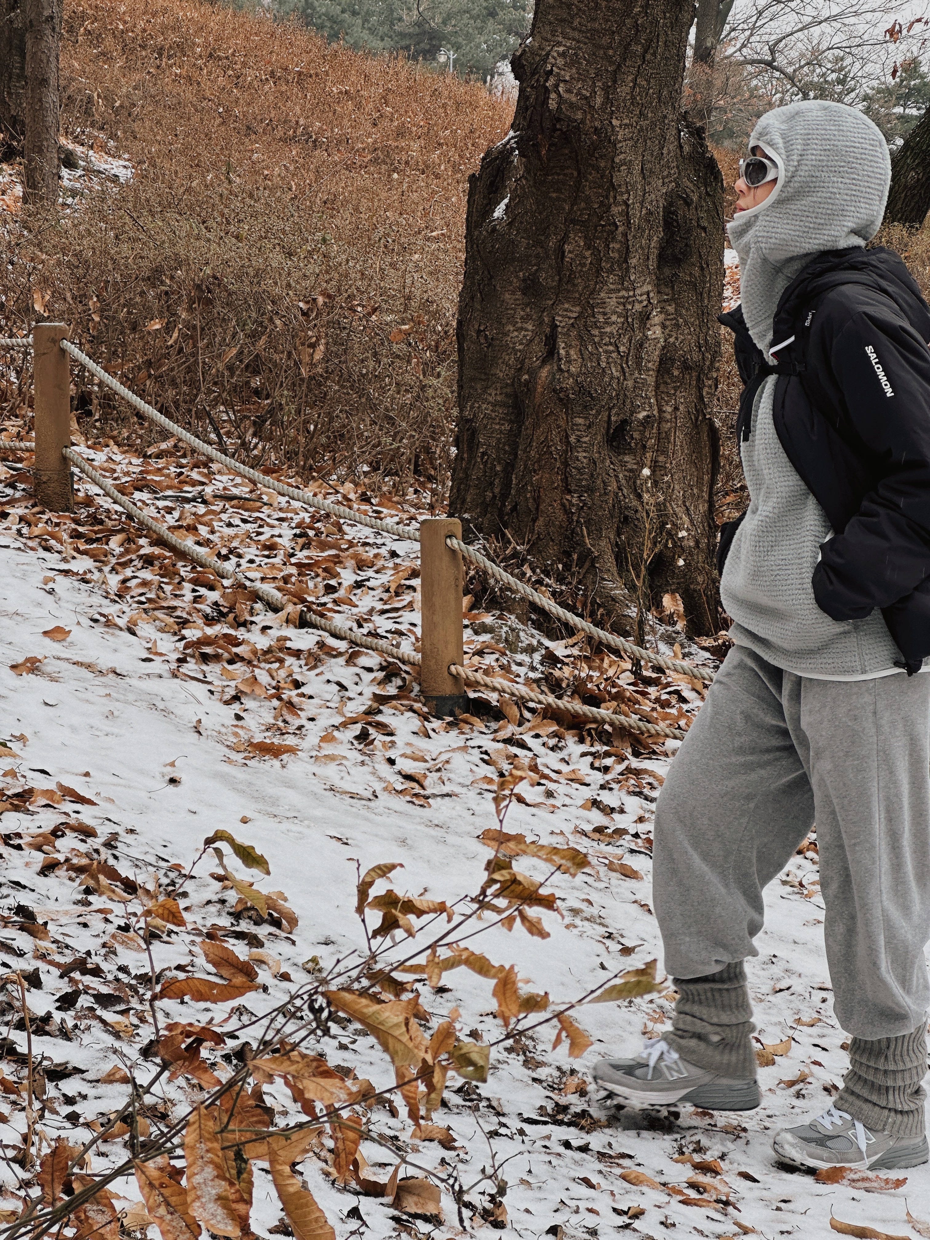 Oakley Eye Jacket Redux Silver Frame Prizm Black Polarized Lenses High Bridge Fit, Salomon Modisay Jacket Black 착용 스타일 - 5