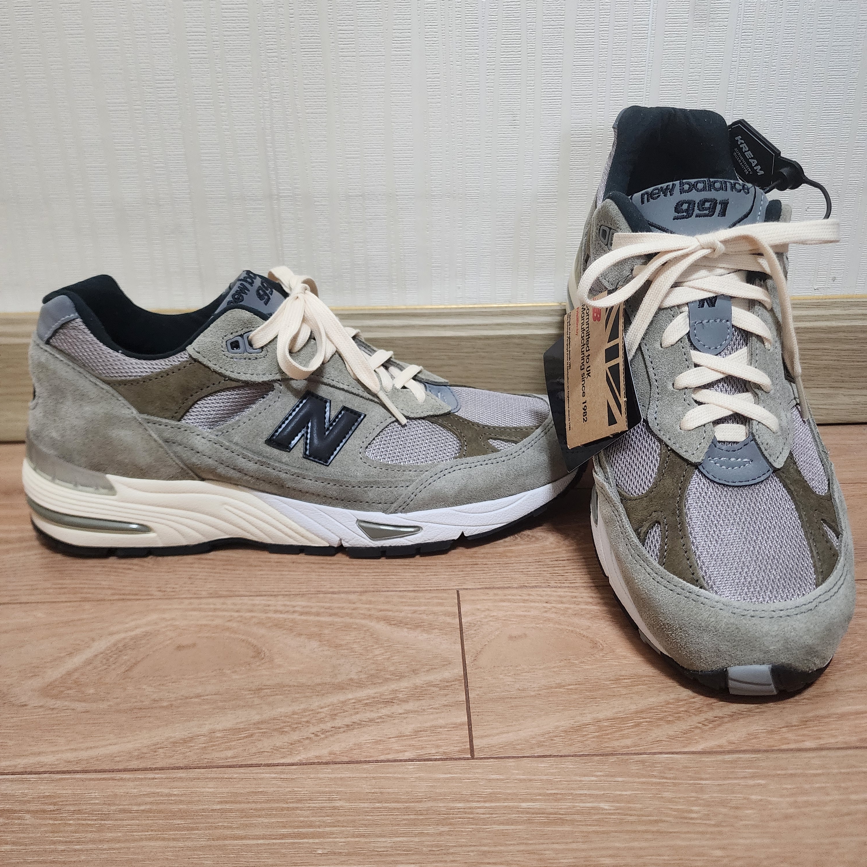 New Balance x JJJJound 991 Made in UK Grey 착용 스타일 - 1