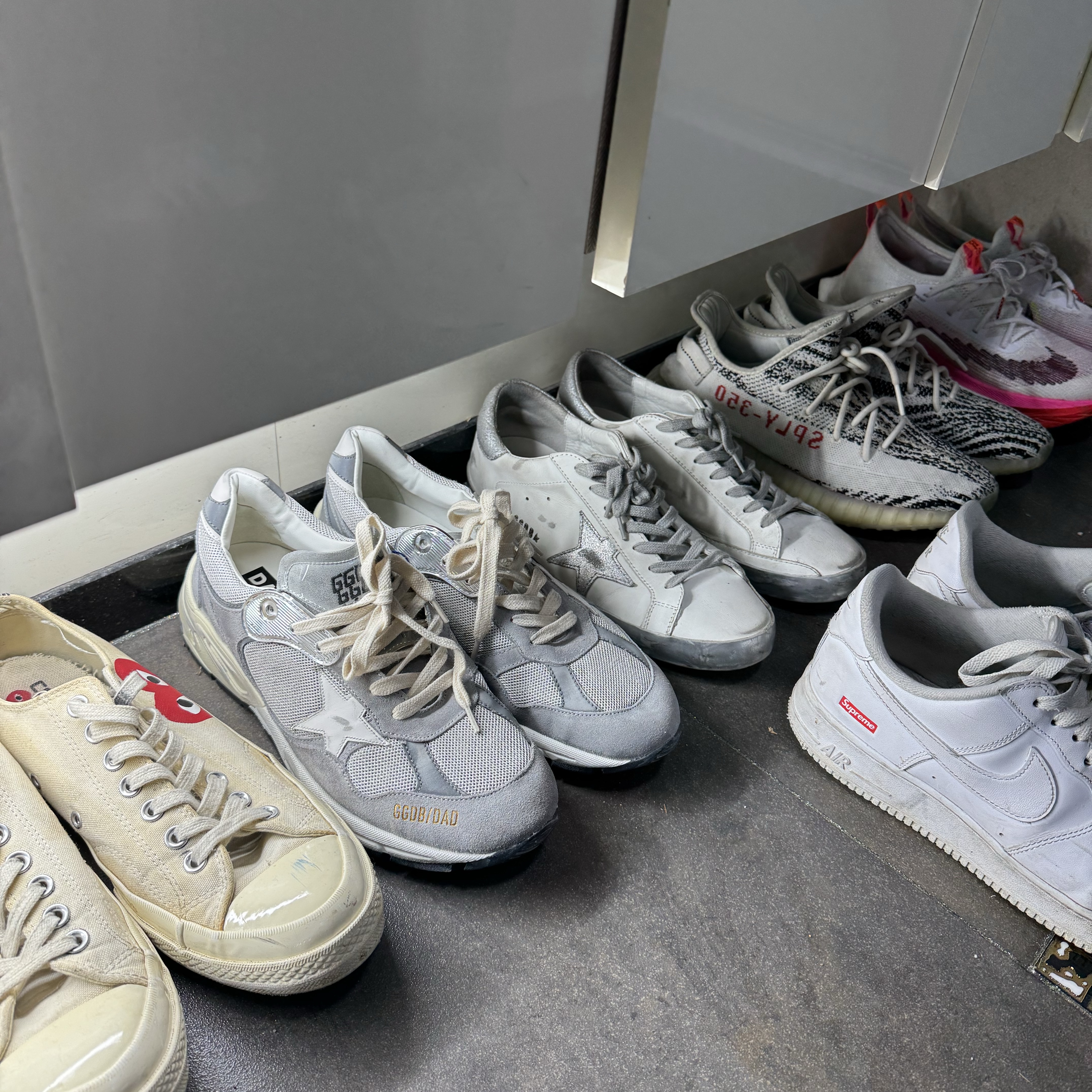 Nike x Supreme Air Force 1 Low White 착용 스타일