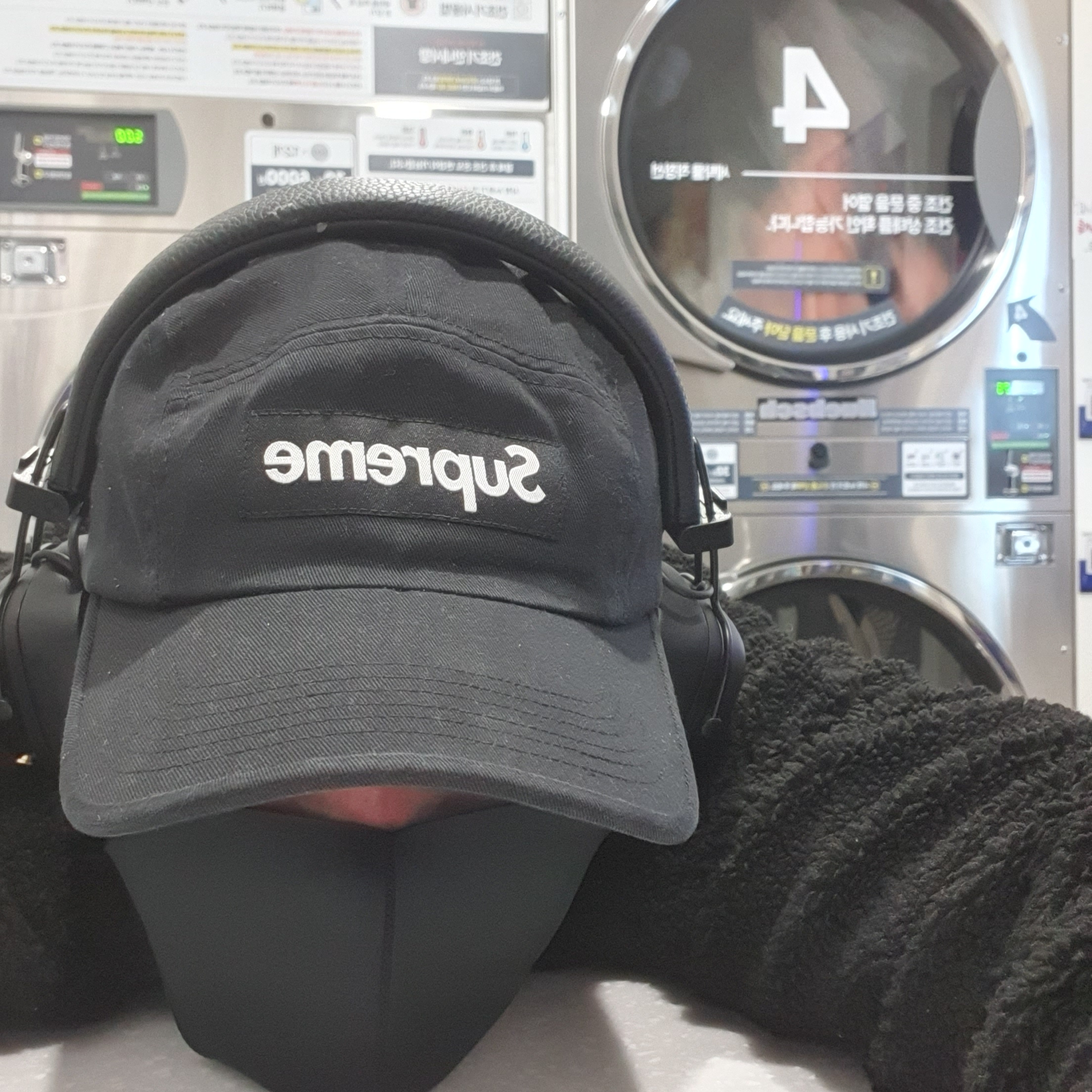 Supreme Washed Chino Twill Camp Cap Black - 24SS 착용 스타일