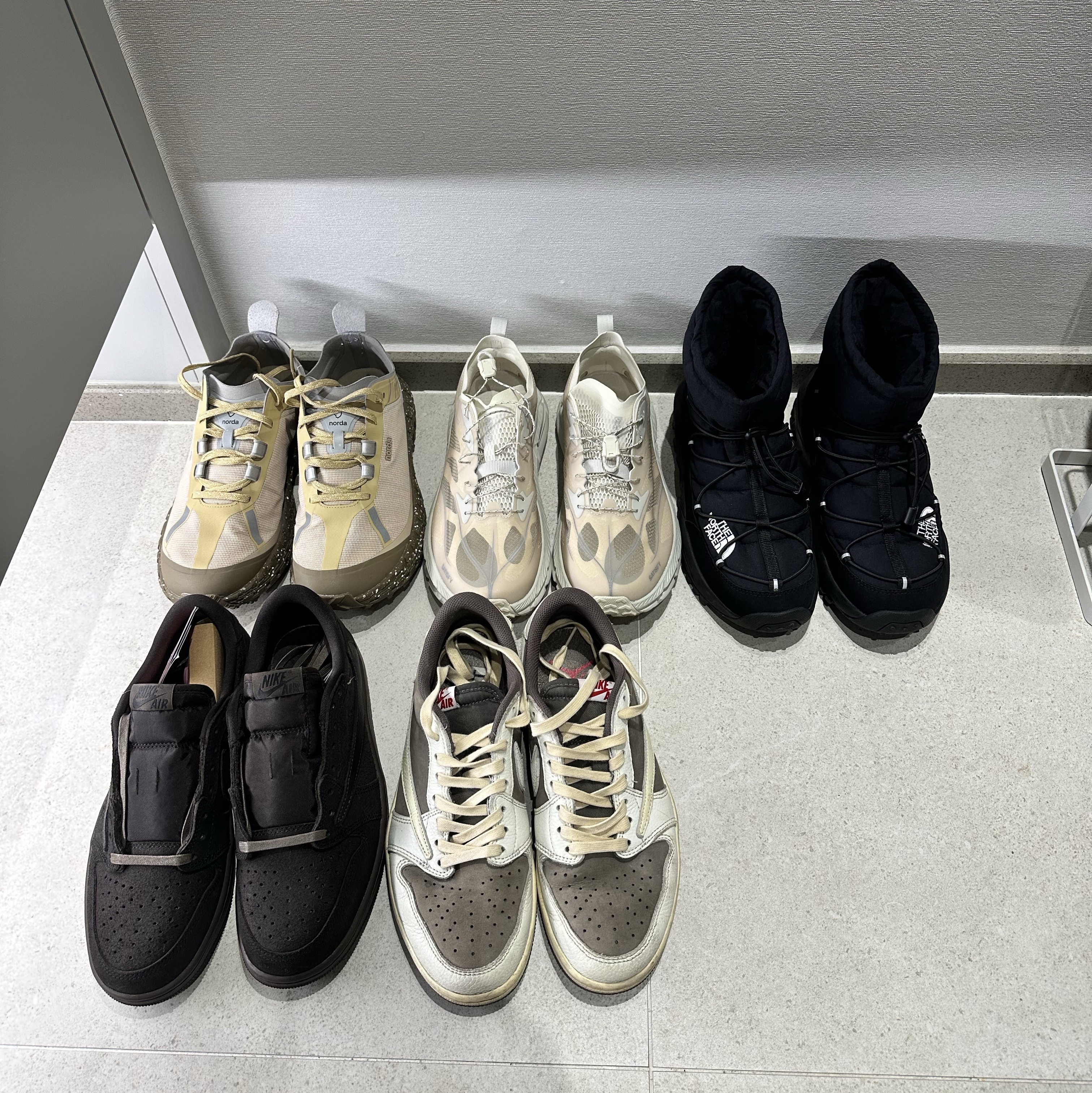 Jordan 1 x Travis Scott Retro Low OG SP Velvet Brown and Dark Mocha, Jordan 1 x Travis Scott Retro Low OG SP Sail and Ridgerock 착용 스타일