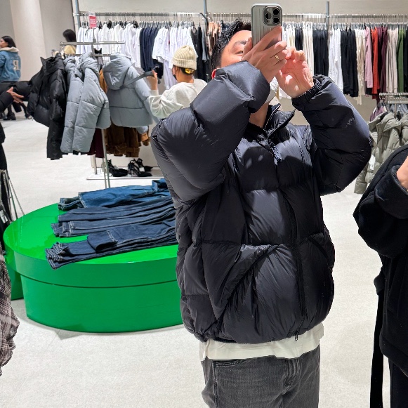 [KREAM 단독] California General Store Nylon Allied Down Vest Navy - 24FW 착용 스타일 - 4