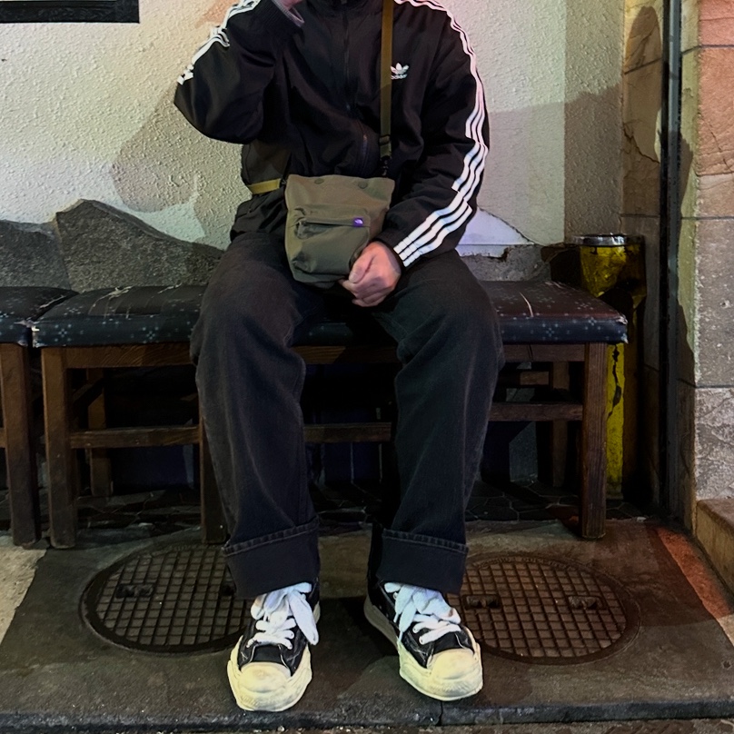Our Legacy Third Cut Real Black Chain Twill, The North Face Purple Label Mountain Wind Multi Bag Black 착용 스타일