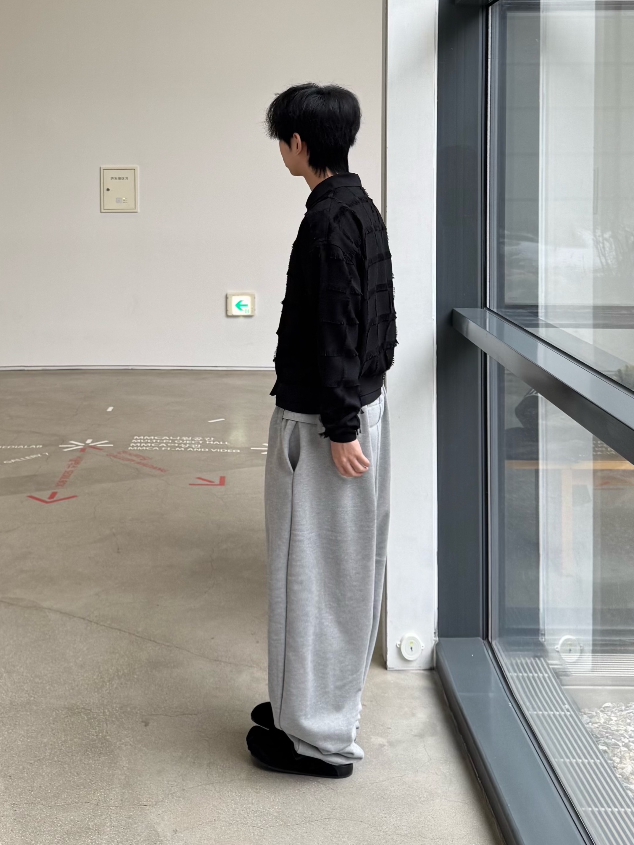 MJD x Koin Seoul Belted Heavy Sweat Baggy Pants Black, Balenciaga Sunday Mule Black 착용 스타일 - 2
